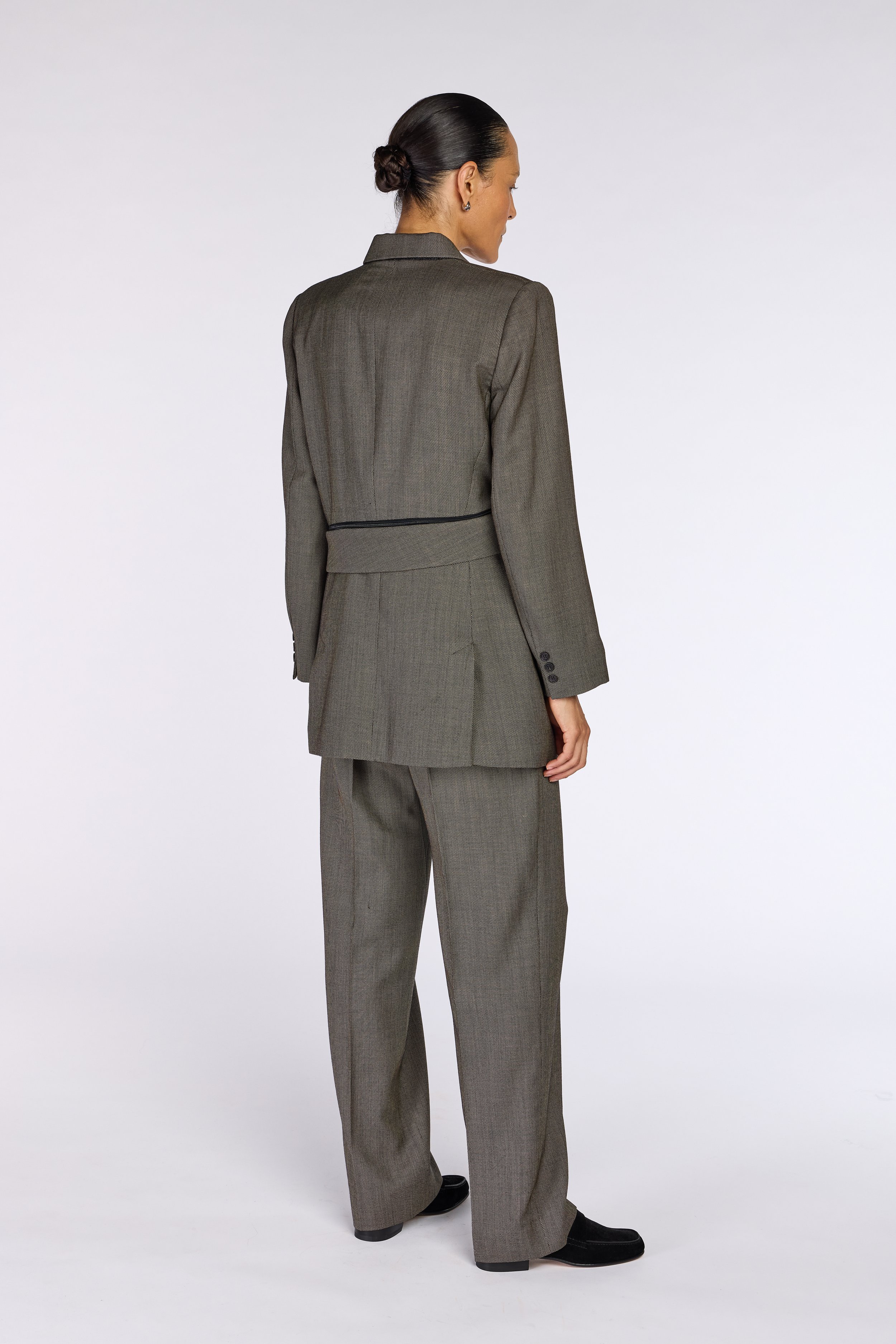 Alexander McQueen A/W 2001 “What a Merry-Go-Round” Suit – view 9