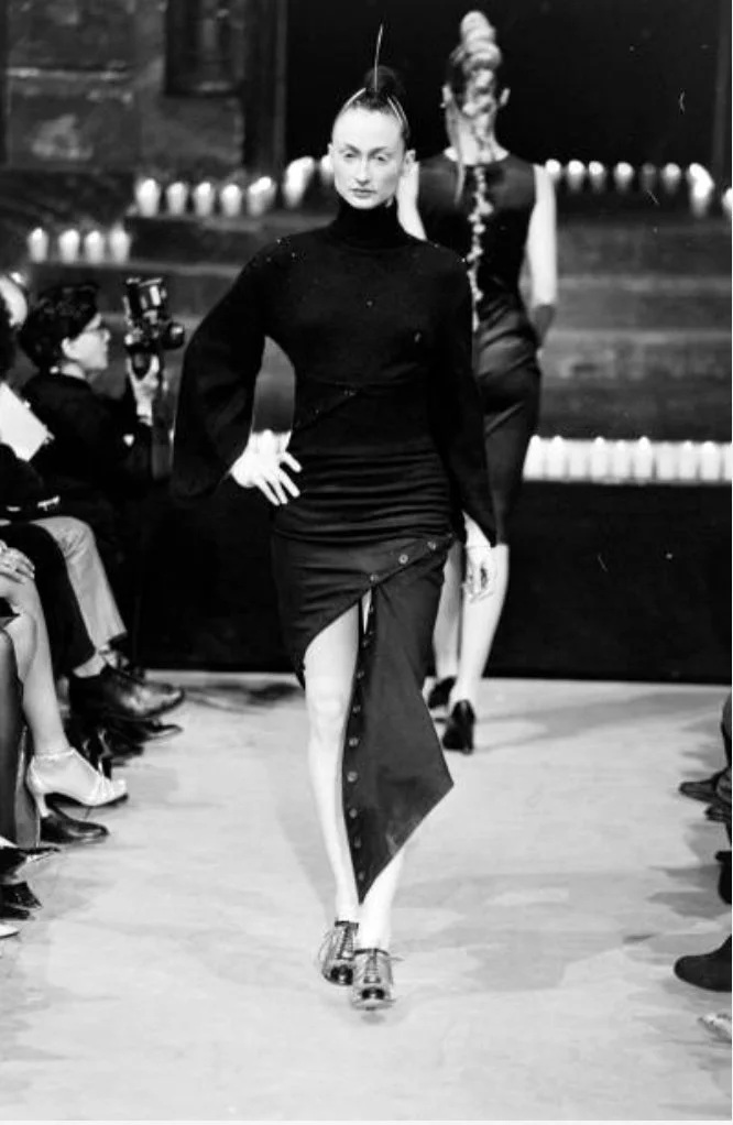 Alexander McQueen A/W 1996 “Dante” Spiral Button Skirt – runway and archive image – Autumn/Winter 1996 (AW96), Fall/Winter 1996 (FW96) – vintage Alexander McQueen, Lee McQueen archive, McQueen runway