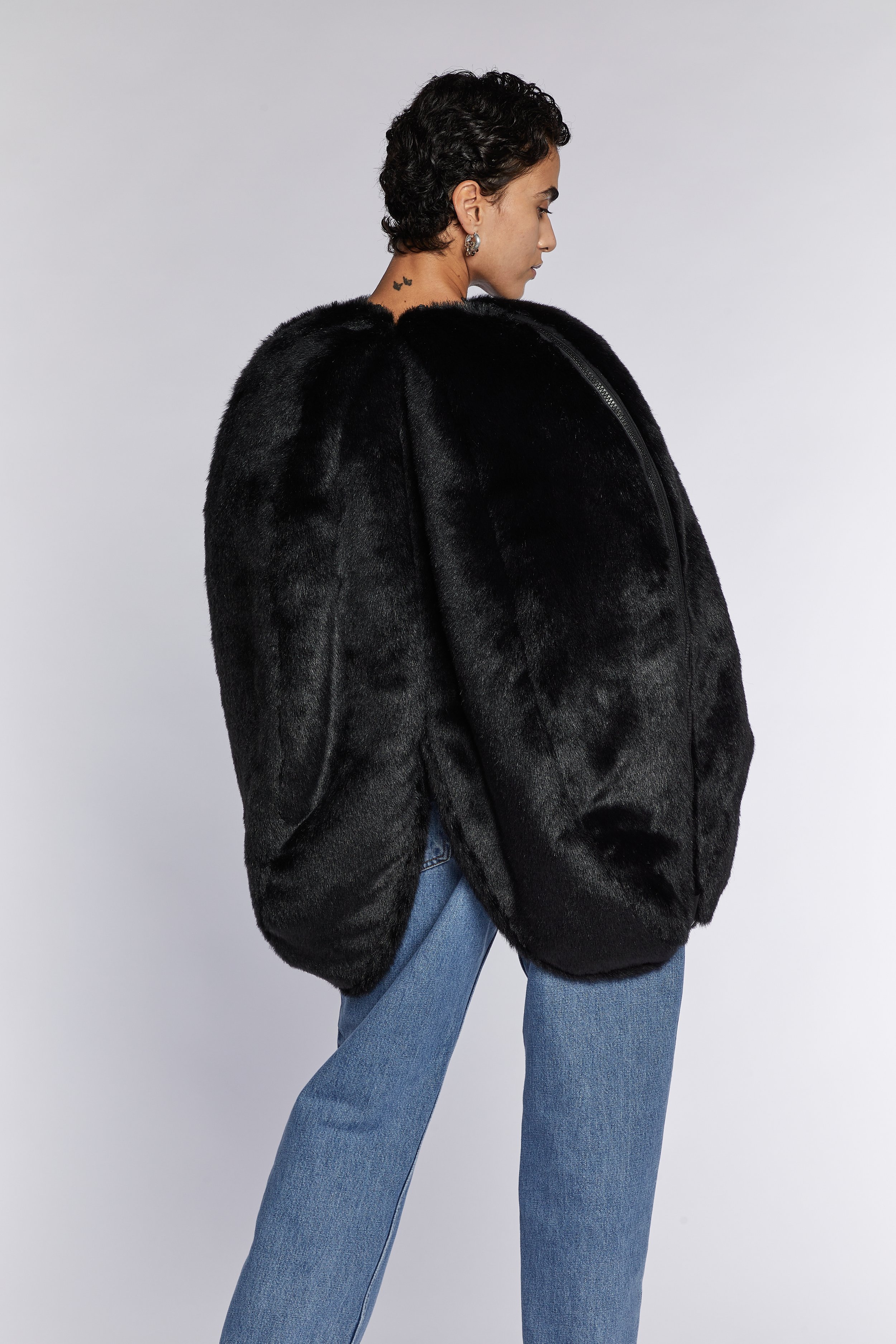 CDGBLKFURCAPE_ 41.jpg