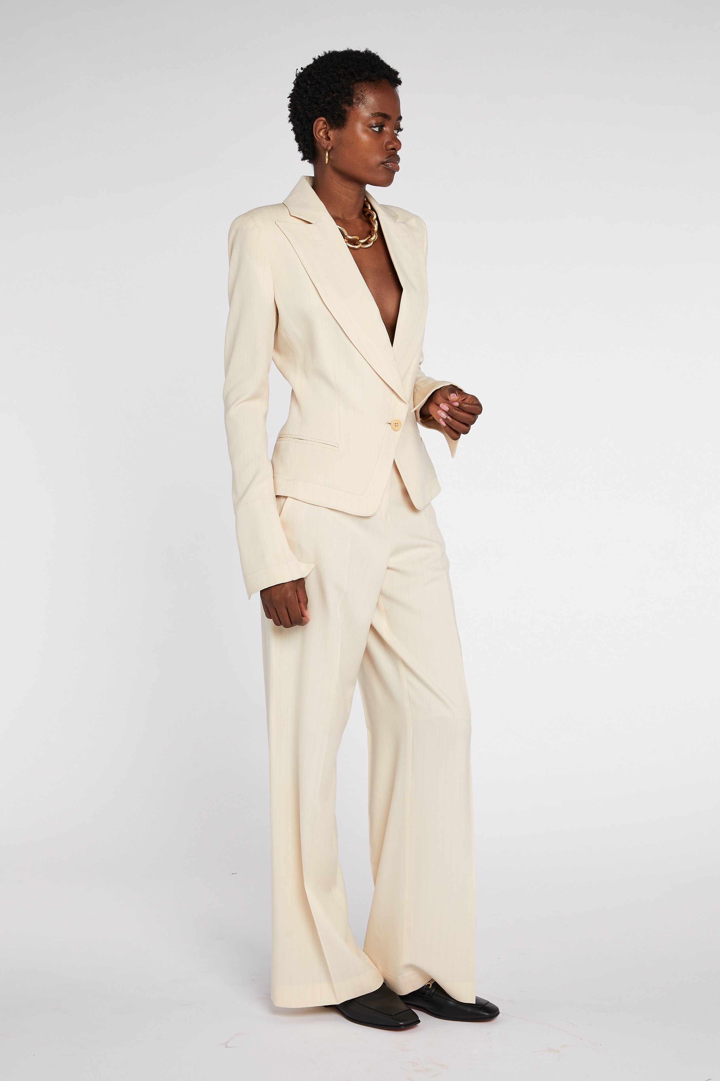 MCQBUTPINSUIT_ 25-2.jpg