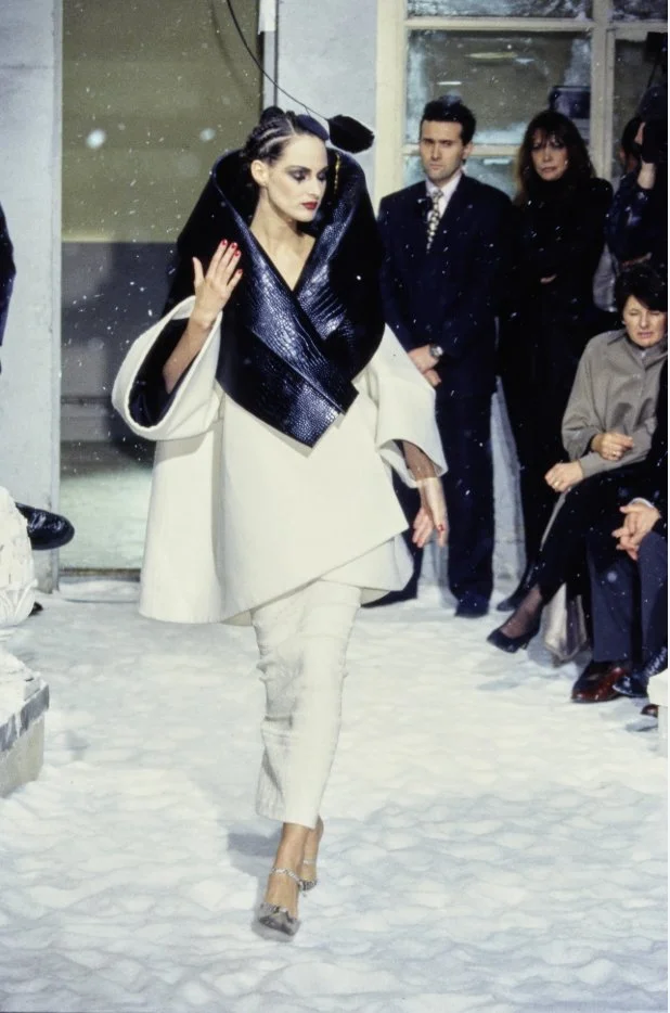 John Galliano A/W 1995 “Dolores” Tent Coat – runway and archive image – Autumn/Winter 1995 (AW95), Fall/Winter 1995 (FW95) runway – vintage John Galliano, John Galliano archive, Galliano runway
