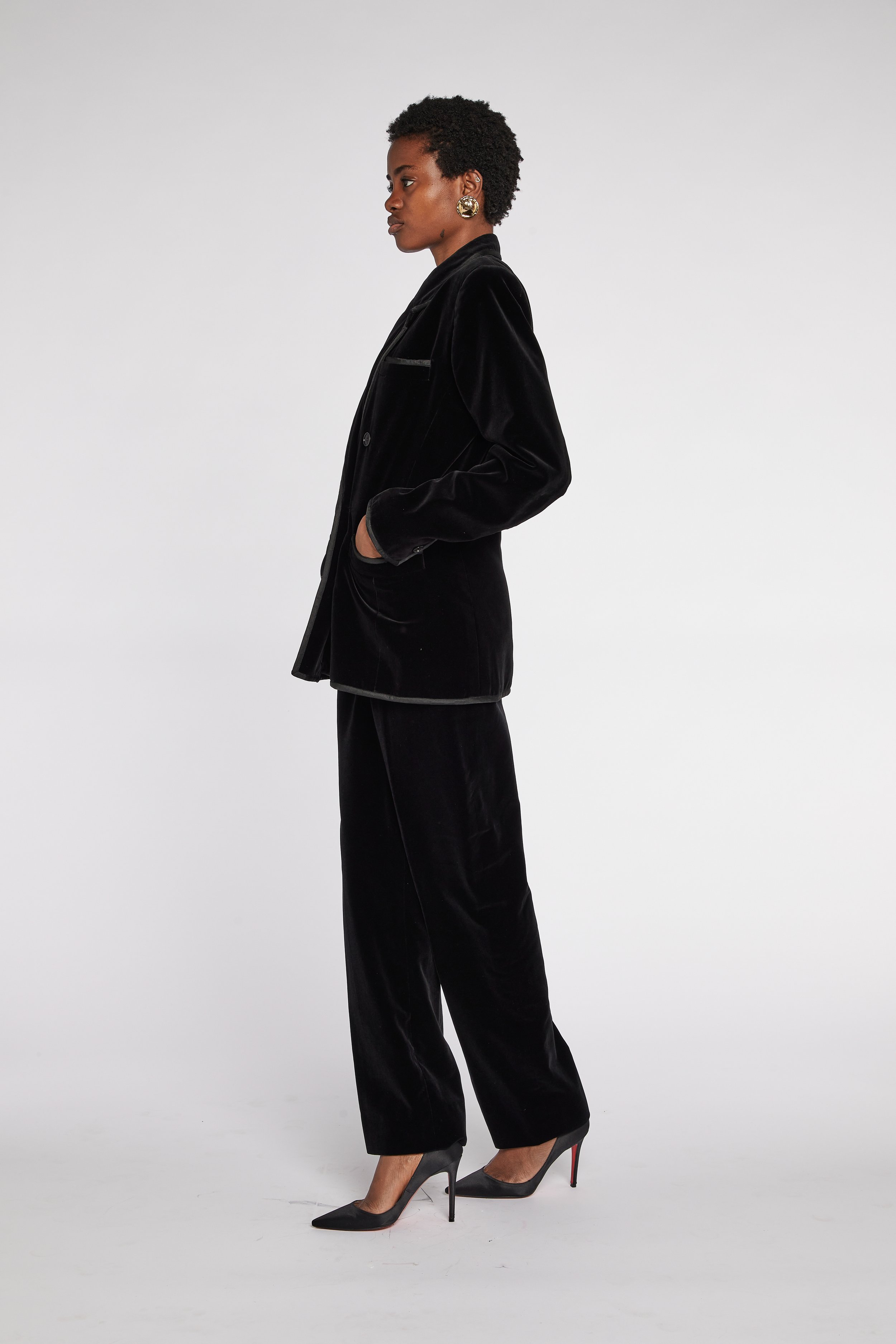 YSLVELSUIT_ 23-2.jpg