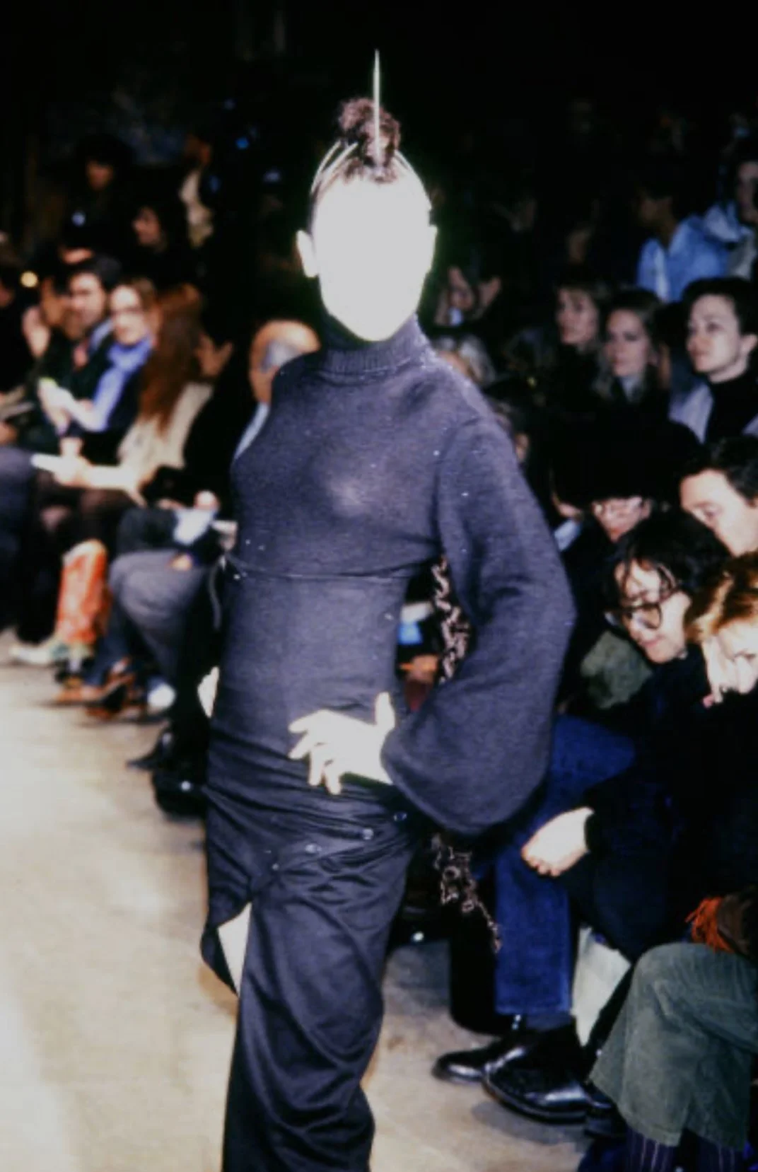 Alexander McQueen A/W 1996 “Dante” Spiral Button Skirt – view 11