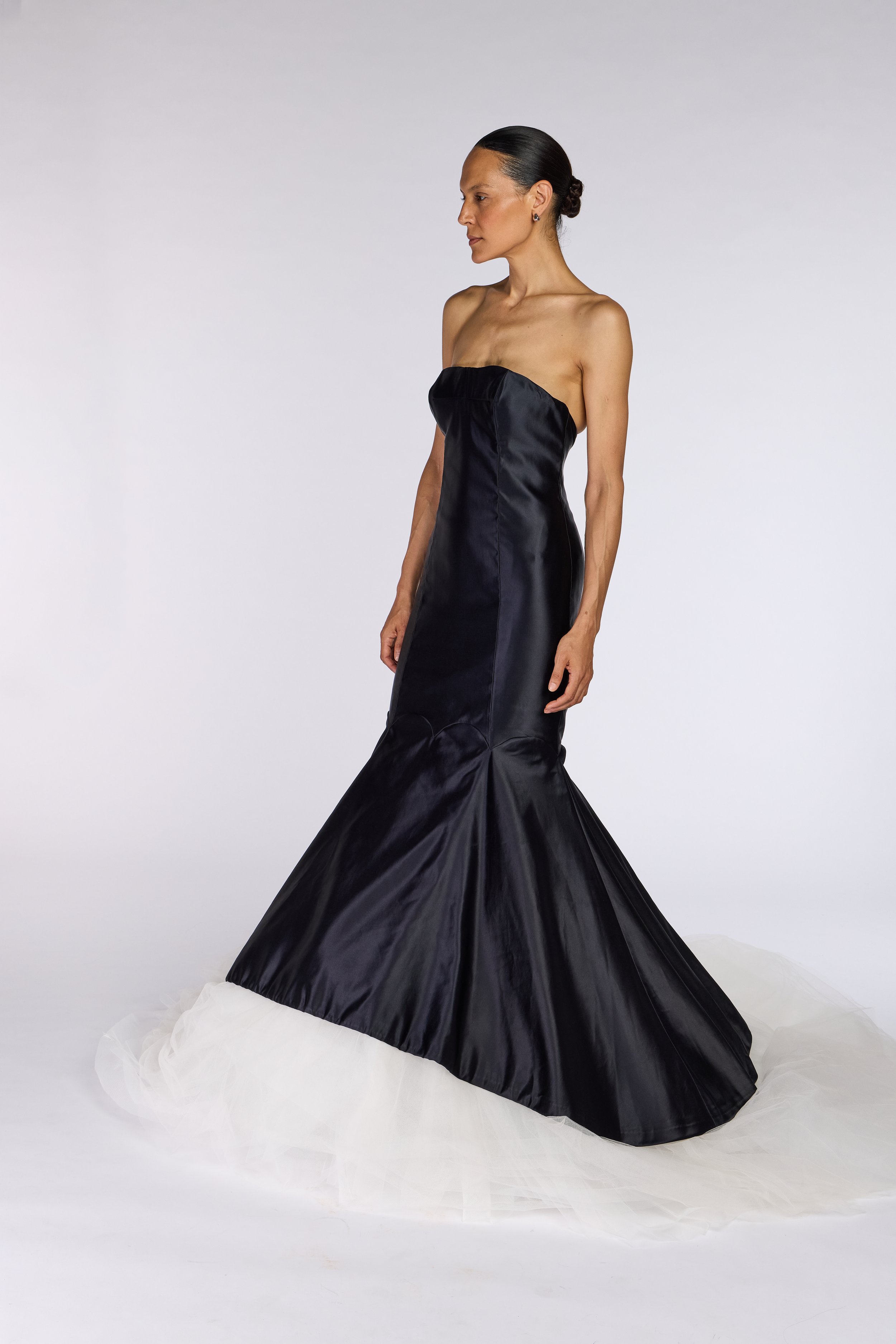 Alexander McQueen A/W 2005 “The Man Who Knew Too Much” Gown – view 8