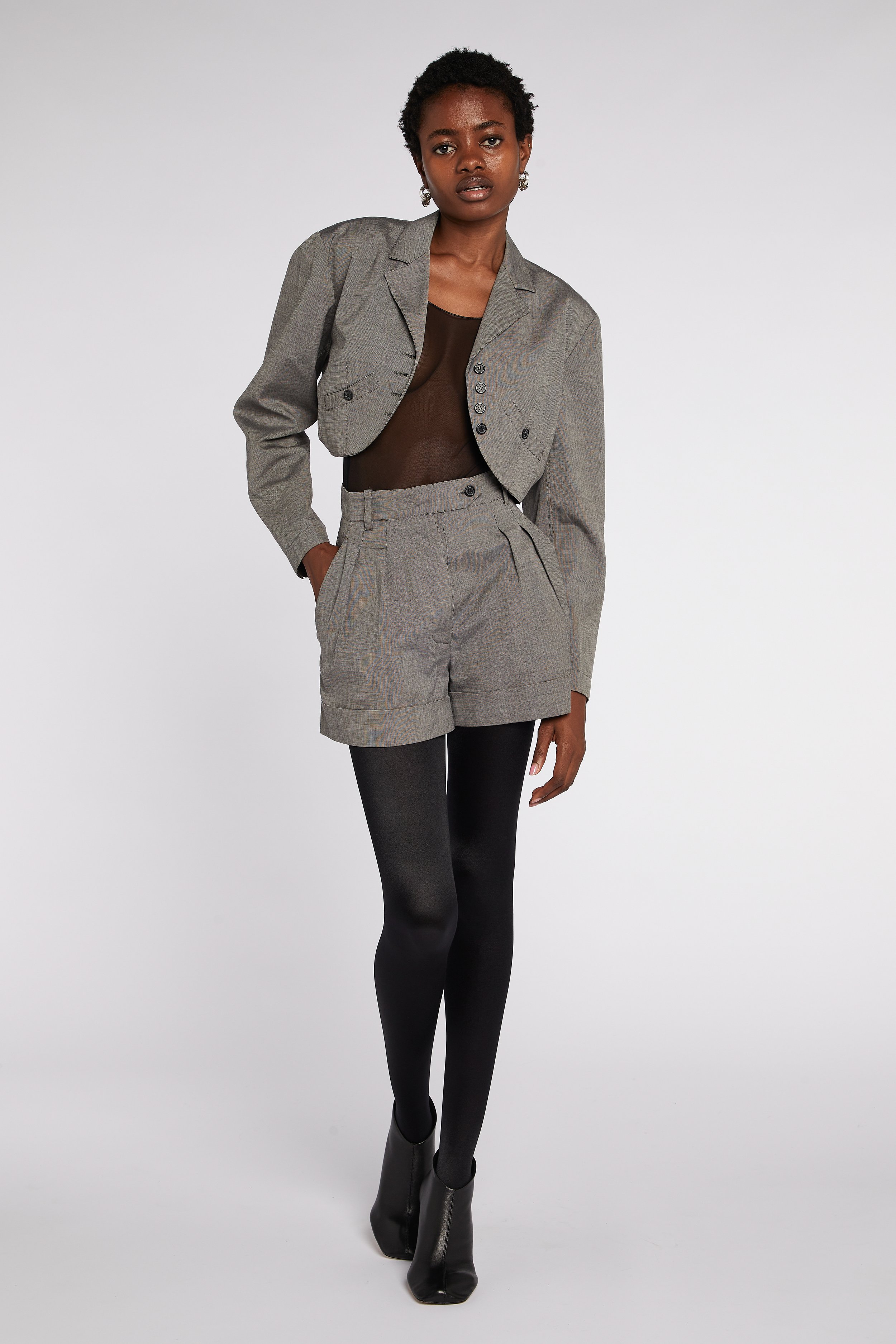 ASHORTSUIT_ 11-2.jpg