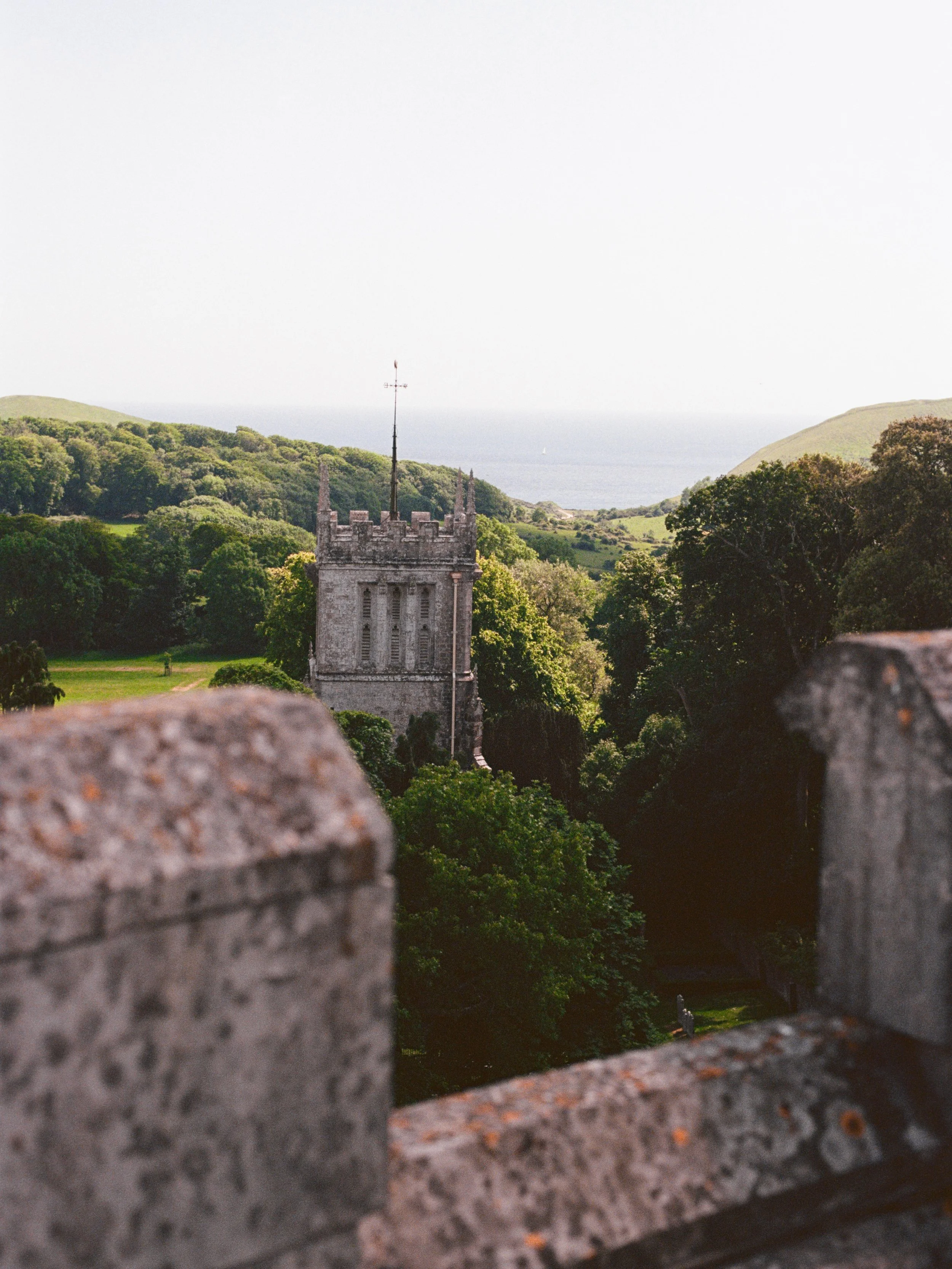 sweeping views of purbeck from the turrets of lulworth castle 🏰
.
.
.
.
.
.
.
.
.
.
.
.
.
.
.
#dorsetlife #countrysidelife #castleview #countrysidephotography #dorsetcoast