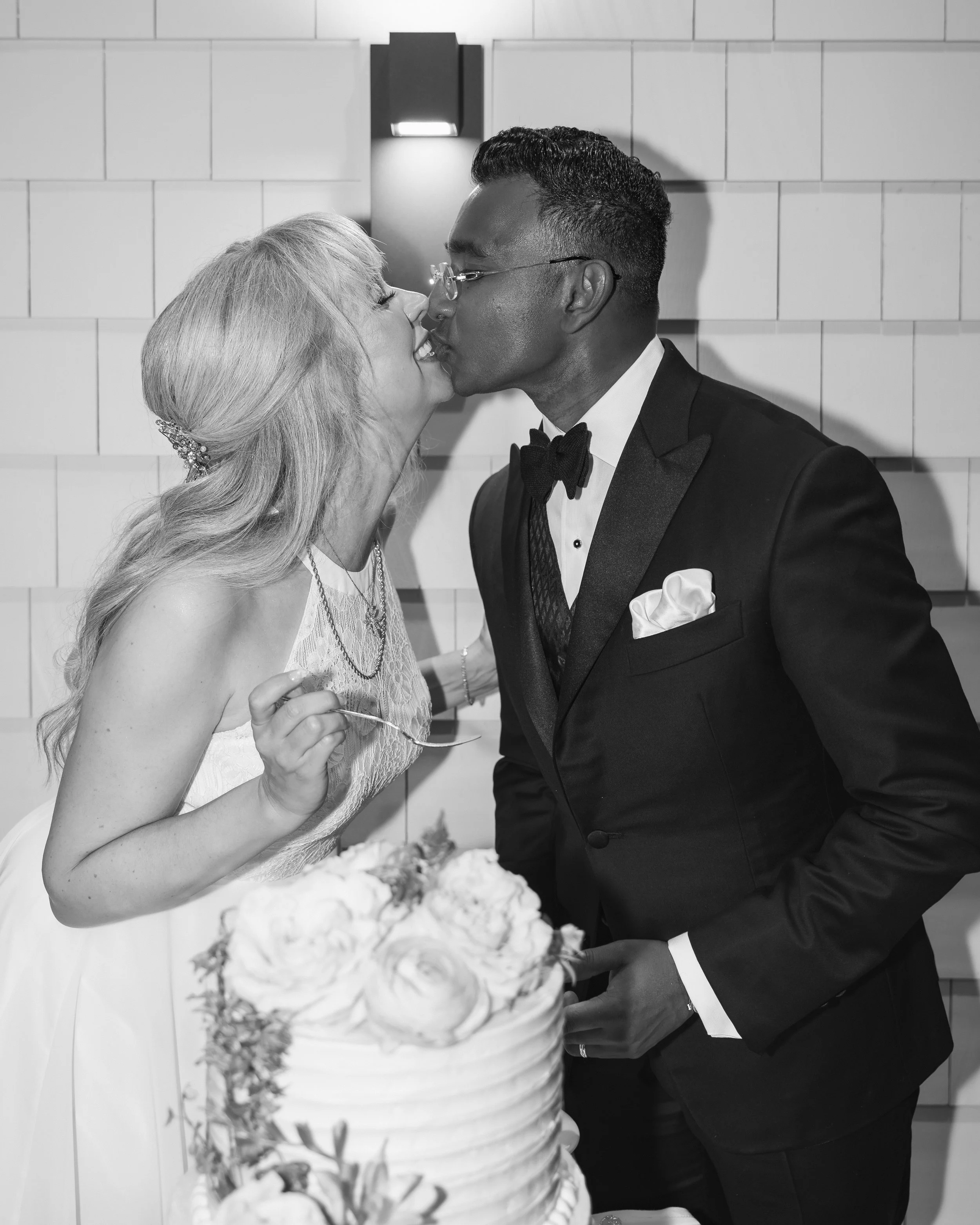 Jen and Ashan Wedding - Cake Cutting-42.jpg