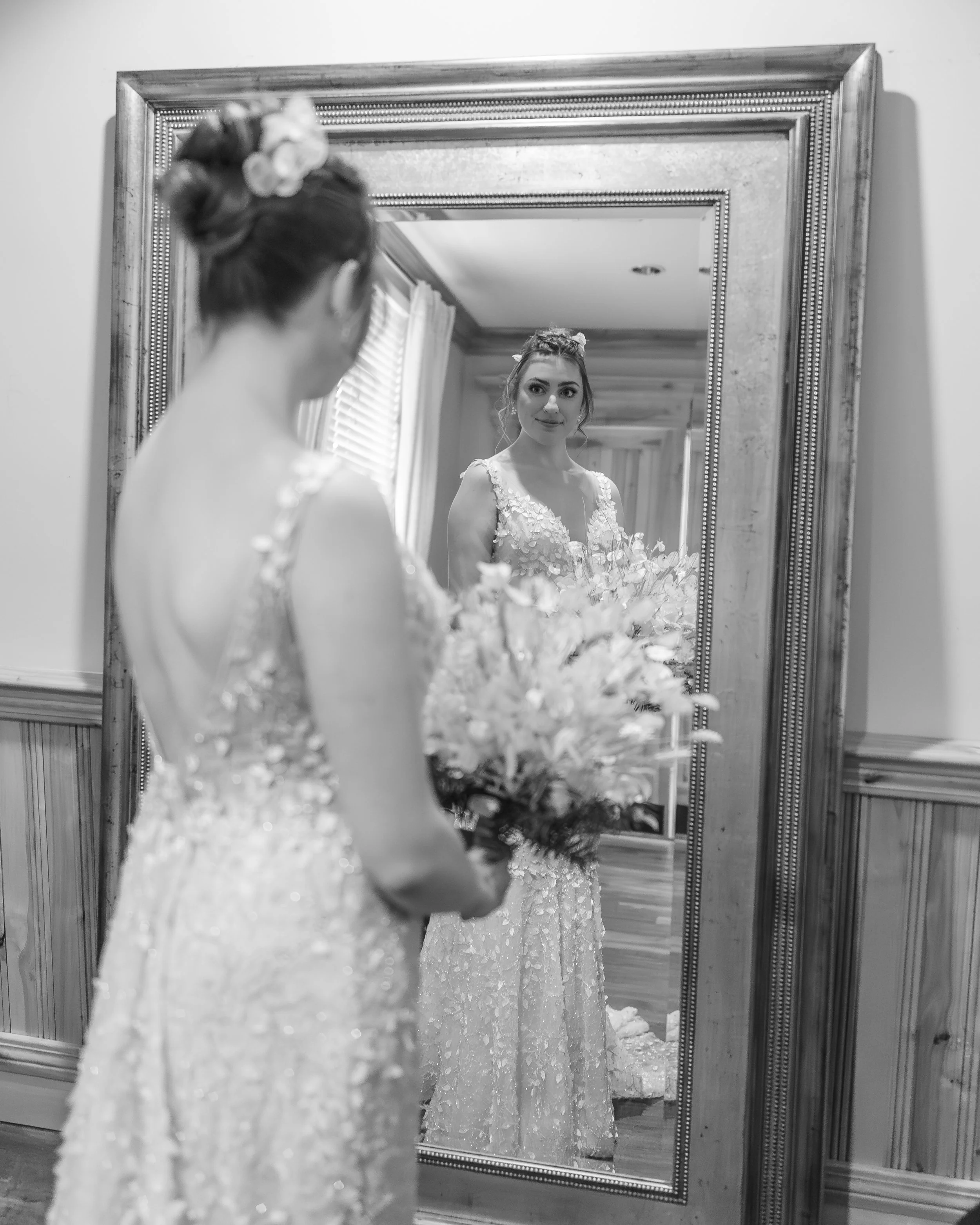 Angie and Robby - Wedding Day Sneak Peeks-41.jpg