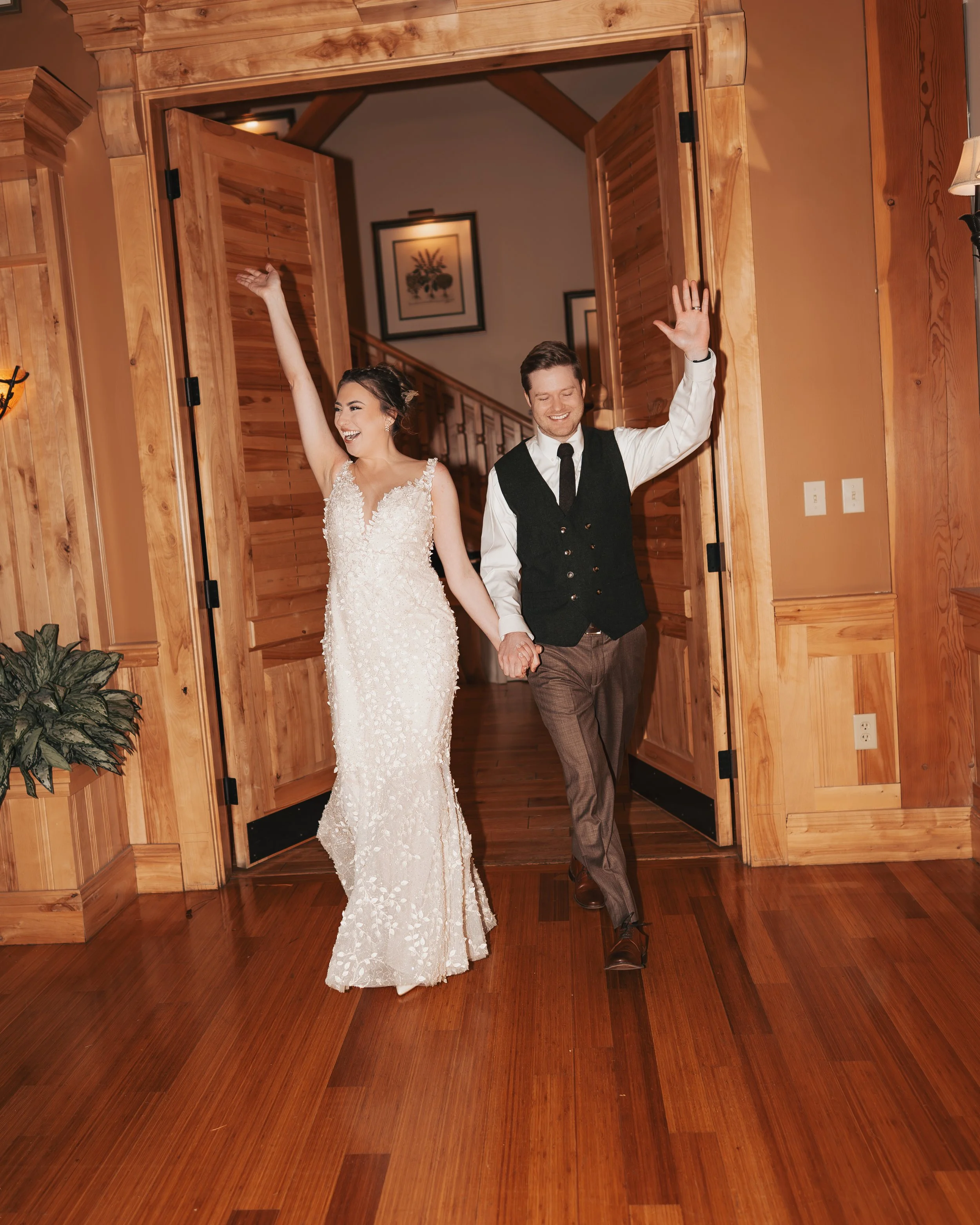 Angie and Robby - Wedding Day Sneak Peeks-100.jpg