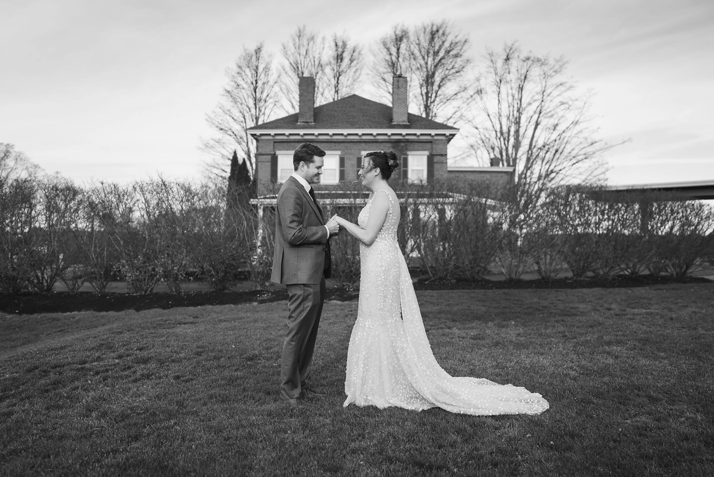 Angie and Robby - Wedding Day Sneak Peeks-43.jpg