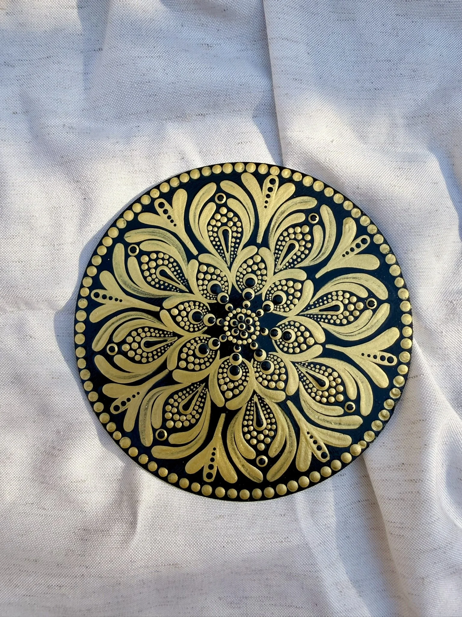 Gold Mini - 6.5" Magnetic Mandala Decor