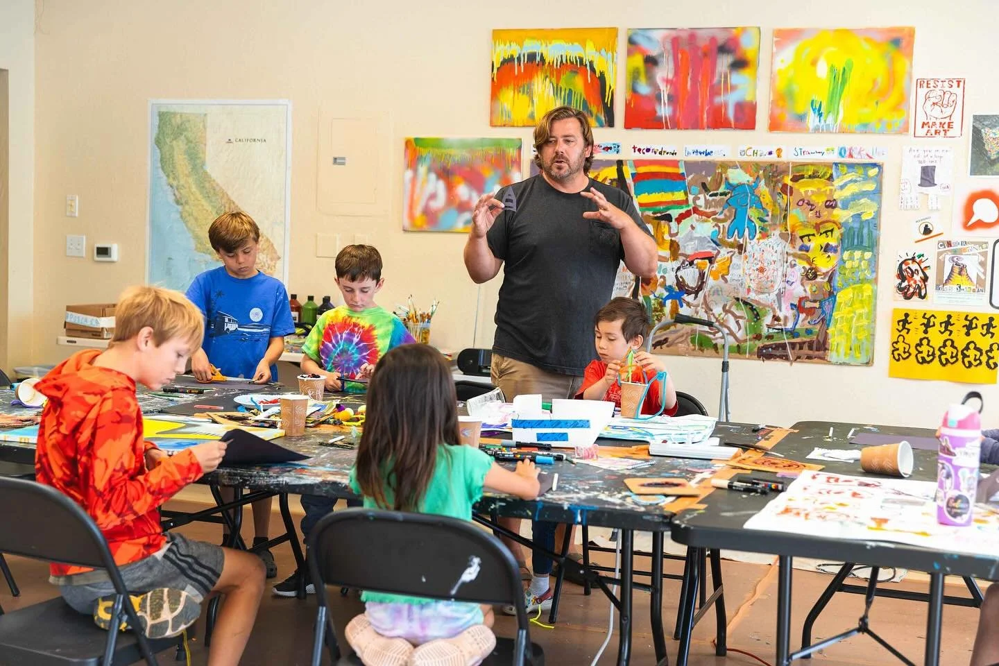 📣Next week we start one of my favorite genres to teach, Session no. 2, &lsquo;Abstract Painting.&rsquo; Join me and other youth artists as we experiment with intuitive methods of creating abstract paintings, drawings, and mixed media works on paper.