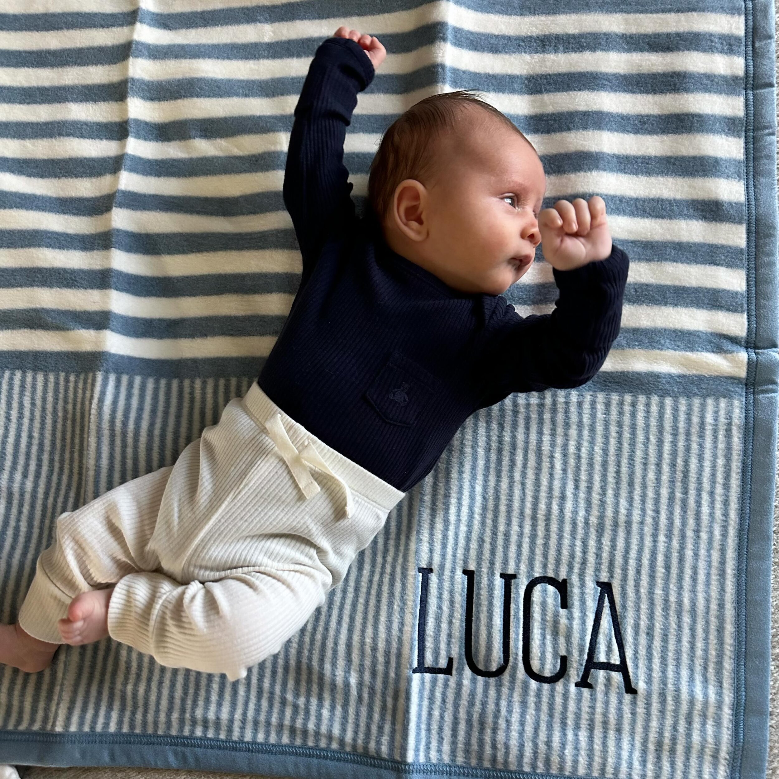 Could this little guy be any cuter?! 👶🏻 Looks like he&rsquo;s loving his new custom blanket 😍 We really do have the best customers 🫶