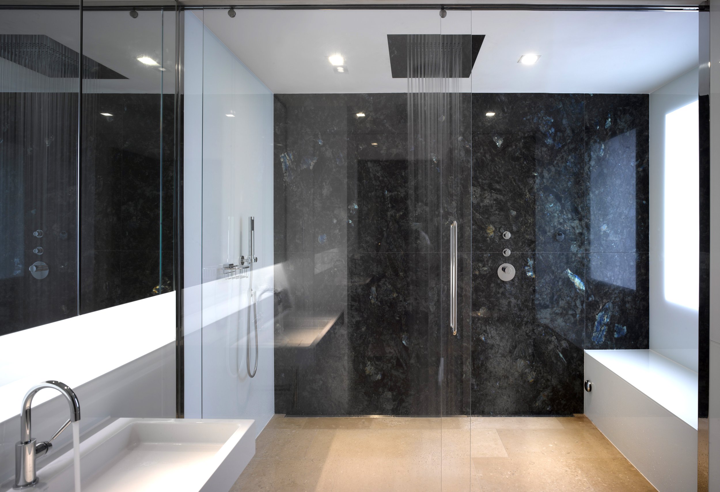 DBA-0906-HISBATH-1.jpg