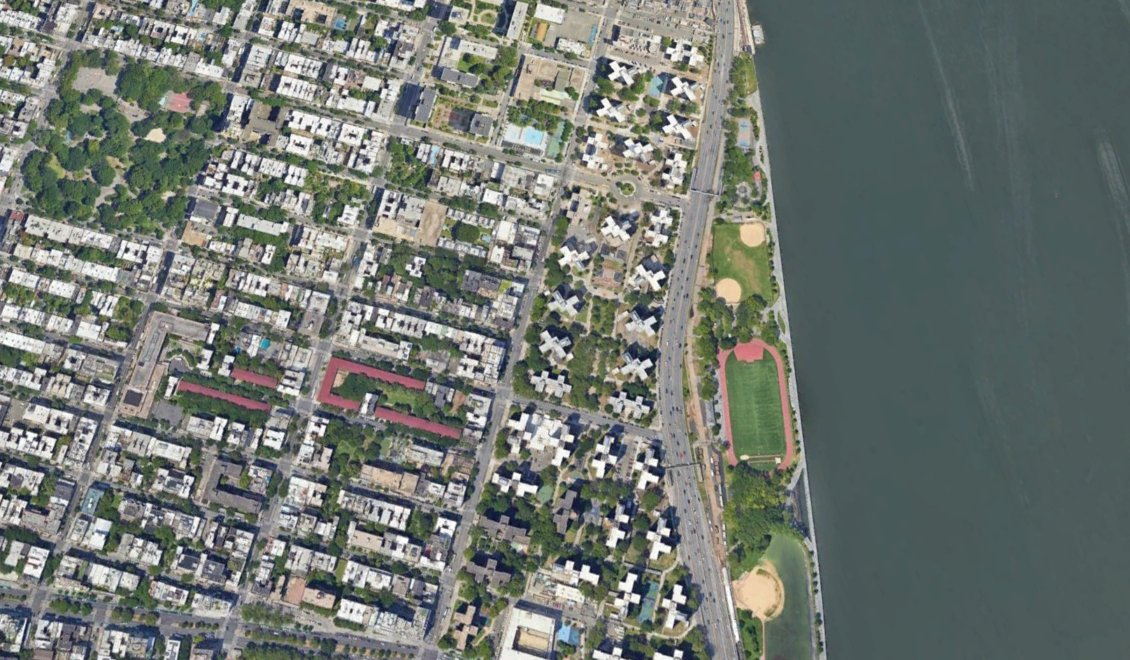 Heat Waves in Lower Manhattan (7.23.24)