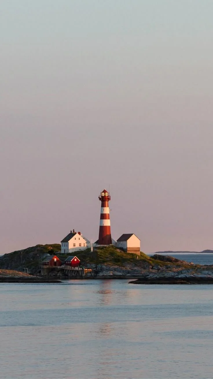 Sidewalk Study: THE RIPPLE & THE GRAVEL