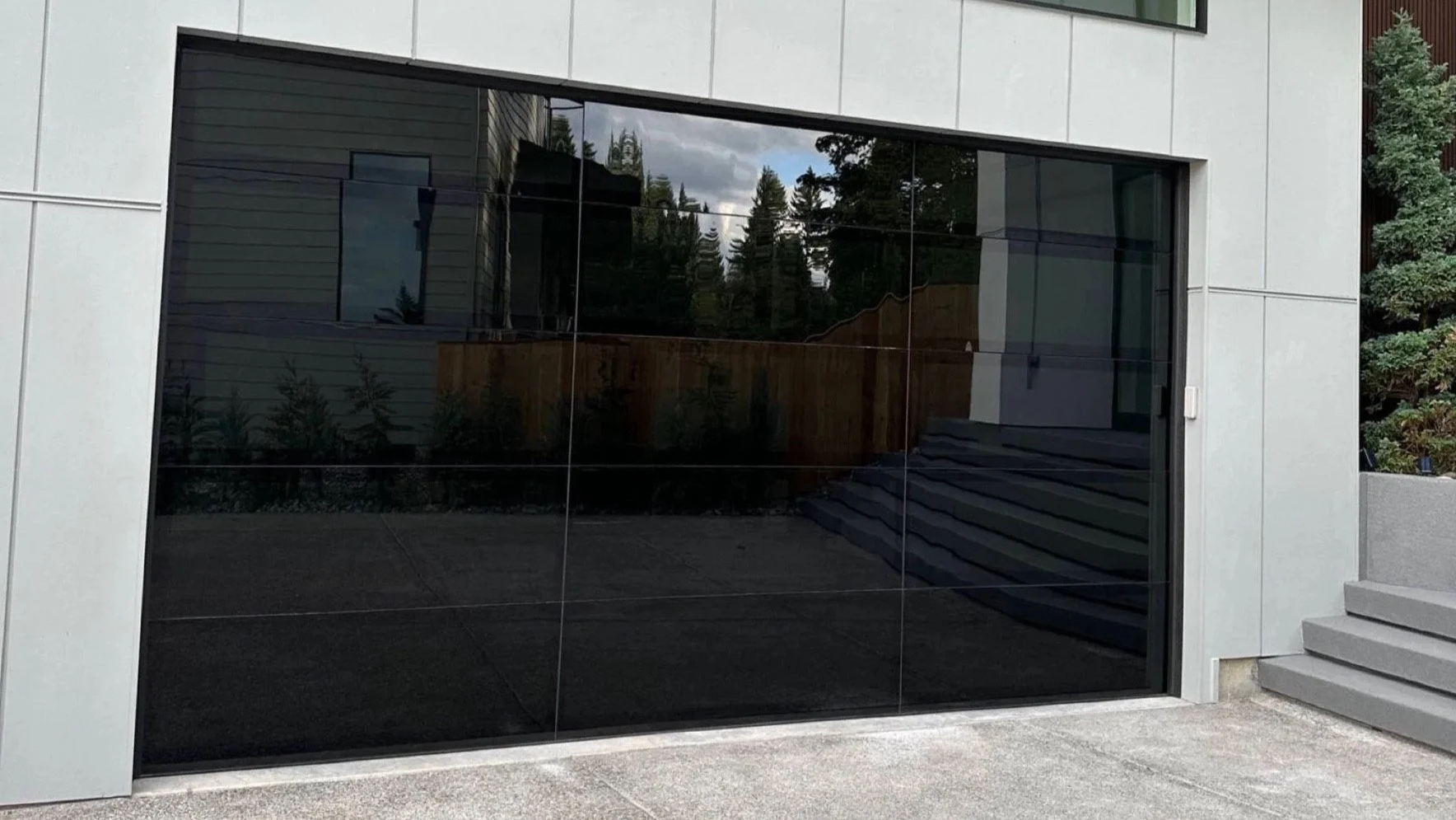 What is a Frameless Garage Door?