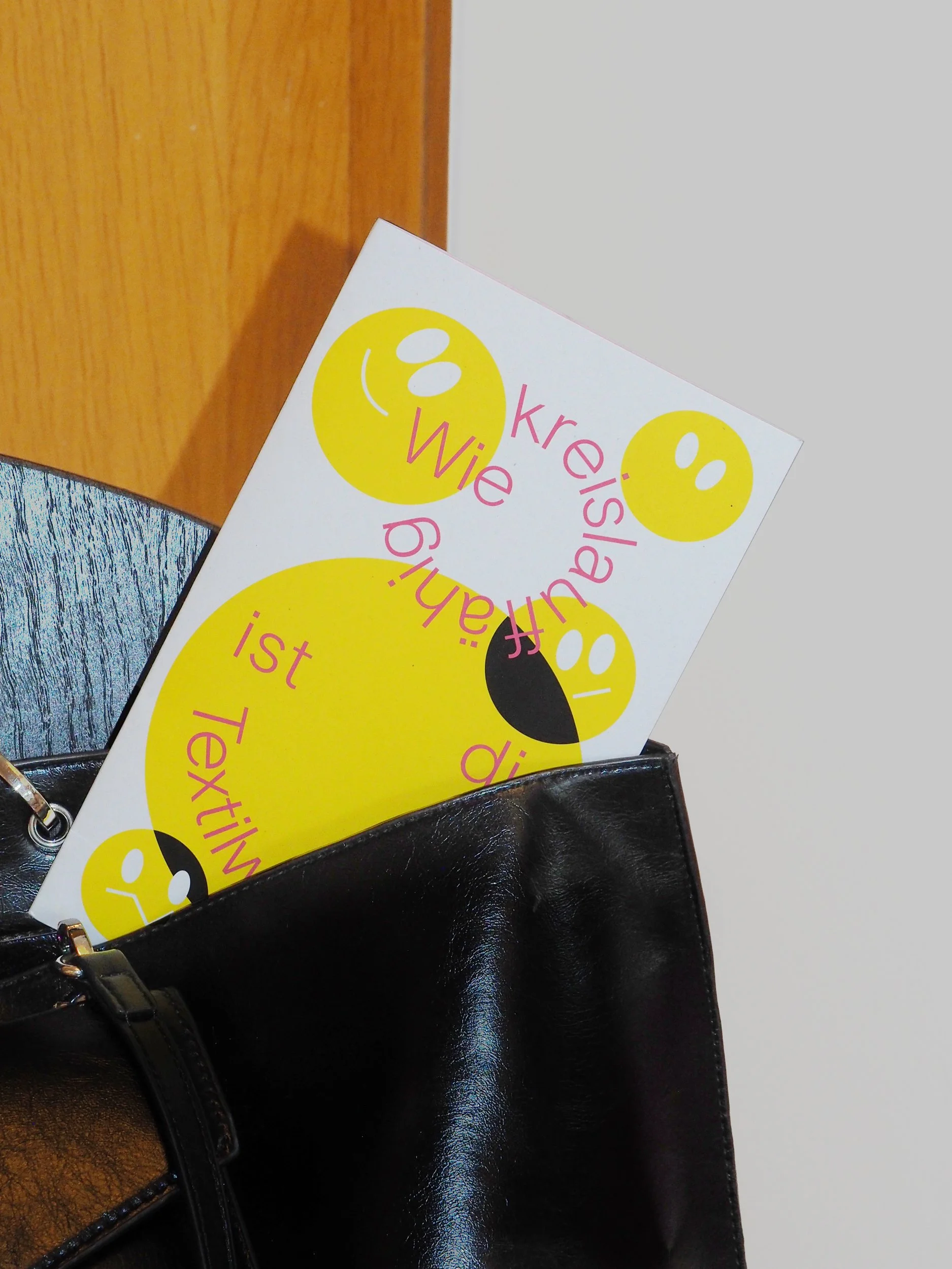 WECATCH_Creative_Agency_SwissTextiles_InformationsKampagne_Pockedguide_04.jpg
