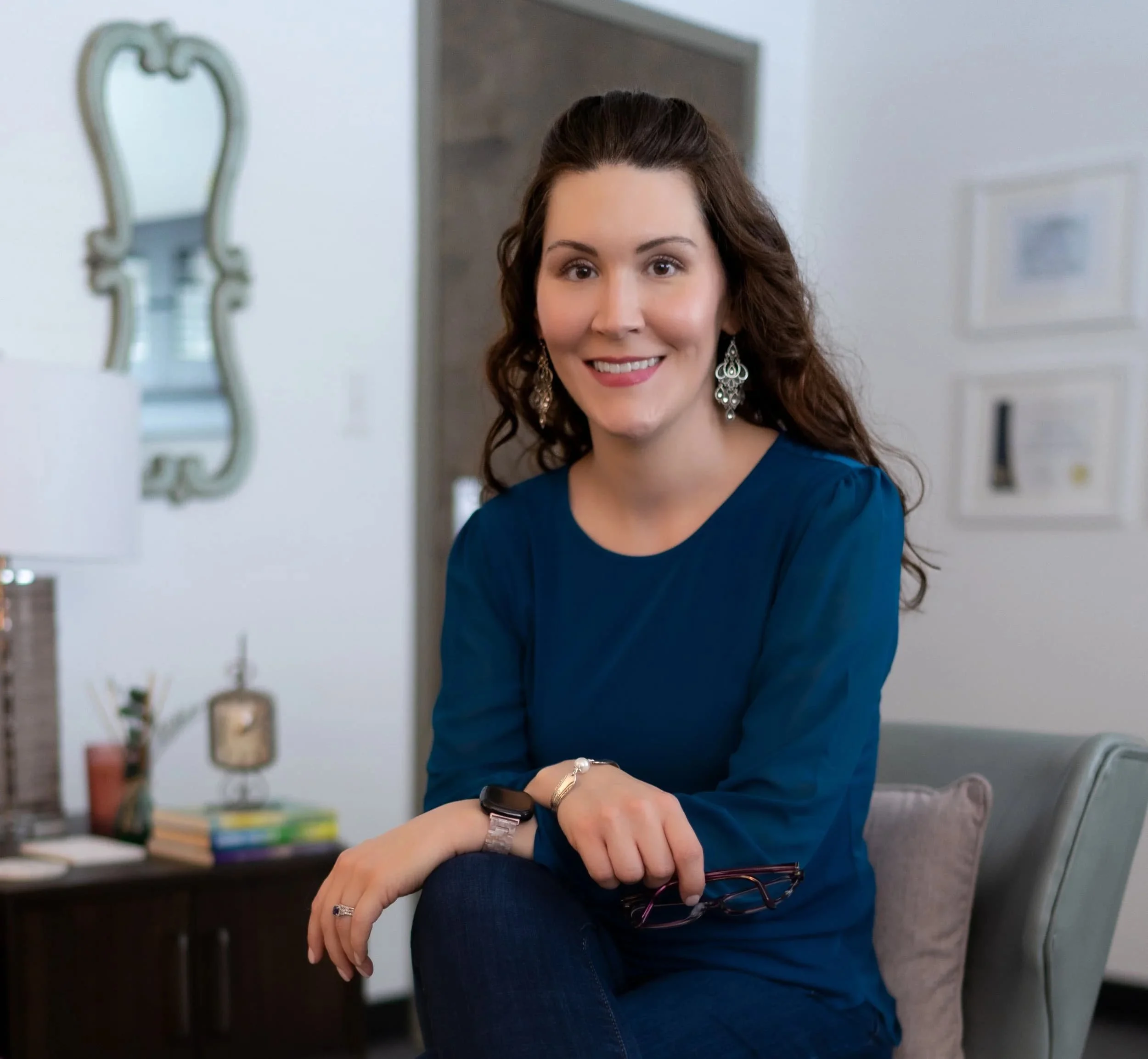 Stephanie Butler in her office in Shalimar, FL near Fort Walton Beach 32548 getting ready for an ART Intensive