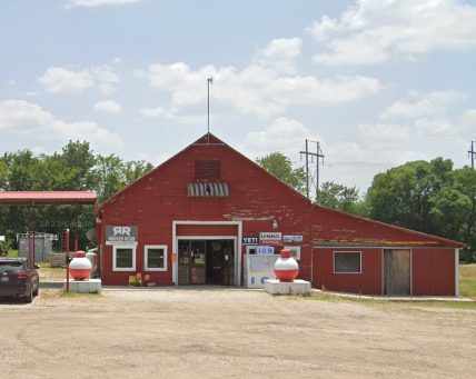 Red Barn Propane Bait and Tackle building