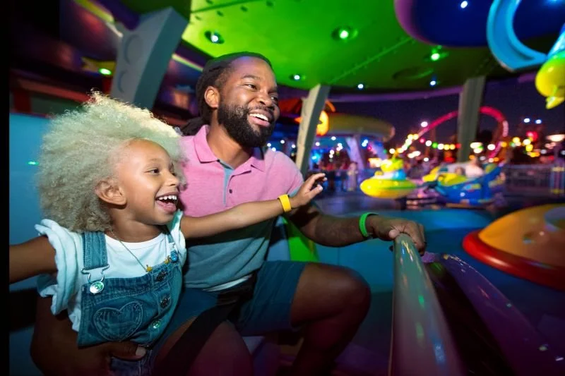 Swirling Saucers Ride after hours