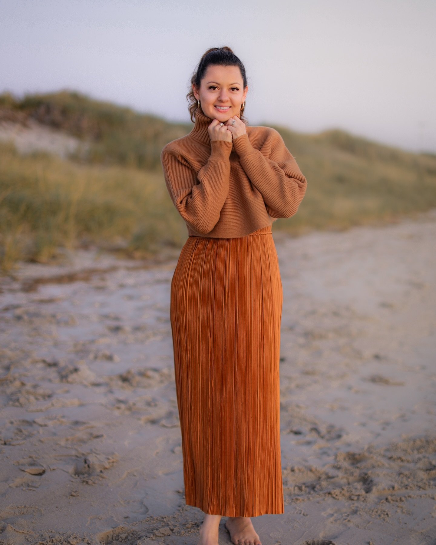 Hi. It&rsquo;s me, Leah. 

If you&rsquo;re new here&hellip;a little about me 🙋🏻&zwj;♀️

🎀 I&rsquo;ve been married to the love of my life for 15 years&hellip;
🎀 Baby #2 on the way&hellip;
🎀 Dancing is another of my passions, teaching hip hop
🎀 M