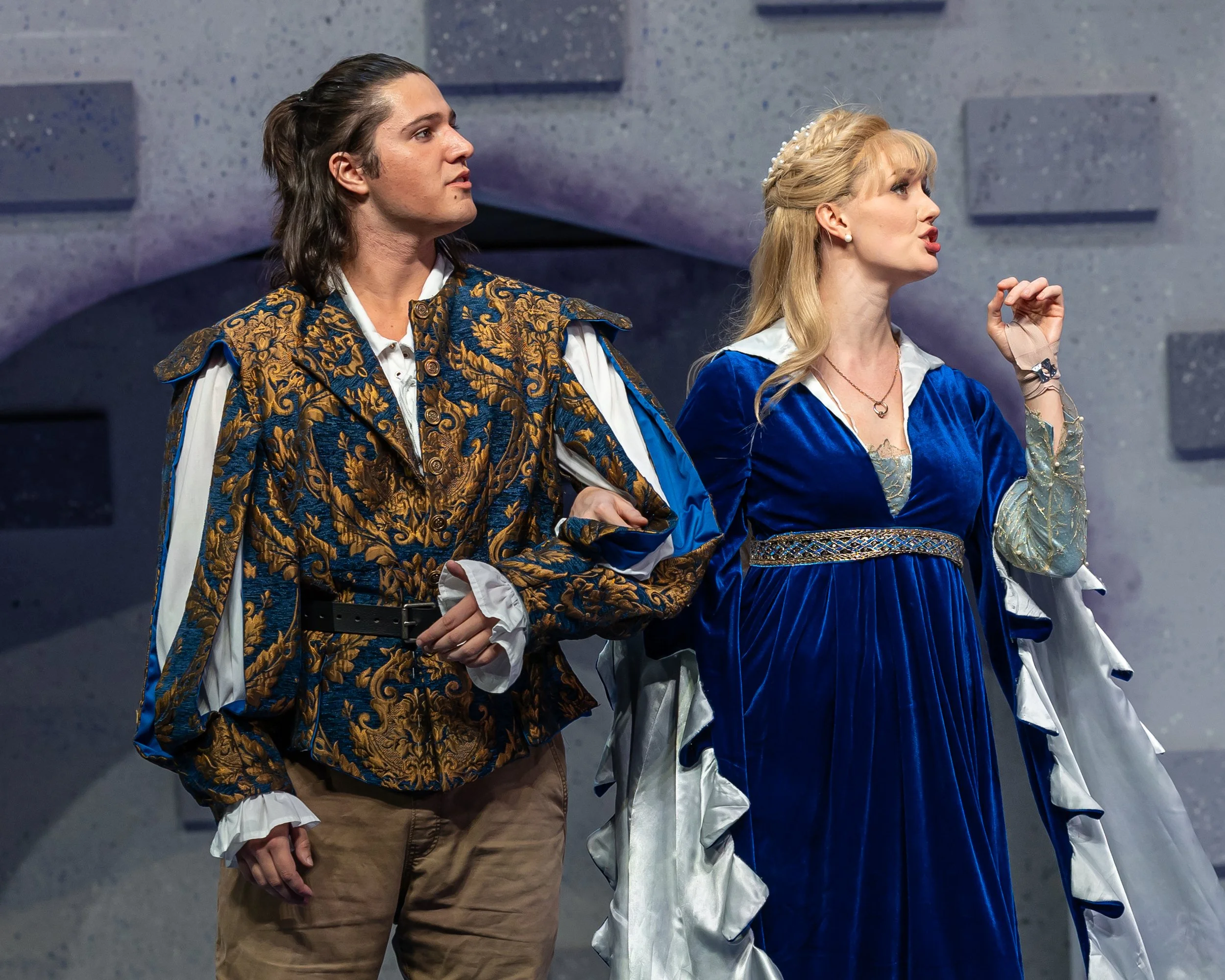 Close up of lady larkin and Sir Harry.jpg