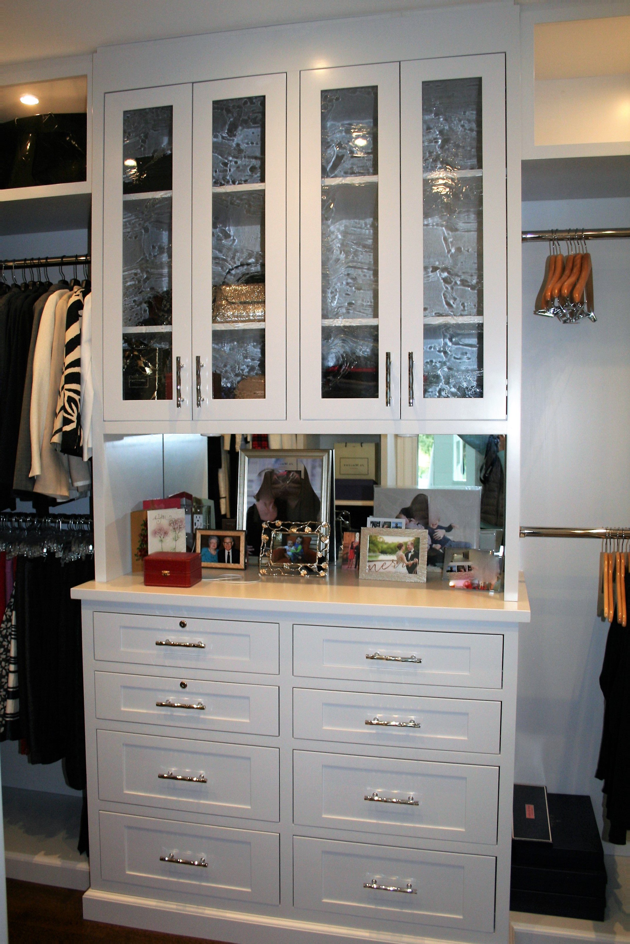 Closet 2.jpg