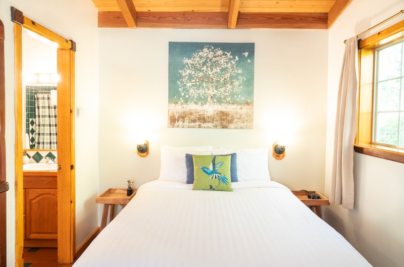 Hummingbird Bedroom2.jpg