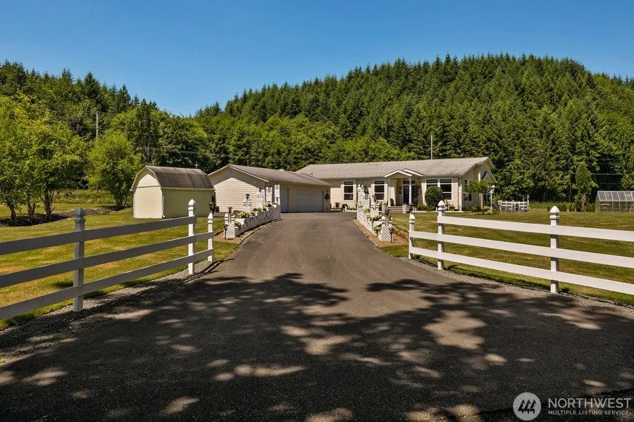 Sold -Winlock Home On 2-Acres