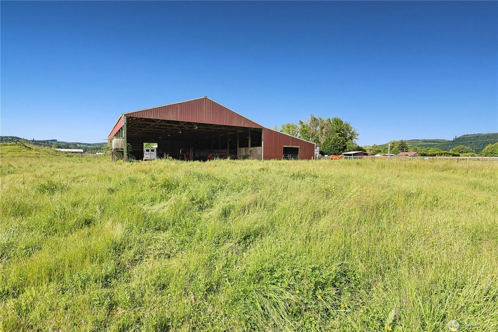 Lewis County Washington property on acreage with a large indoor arena.