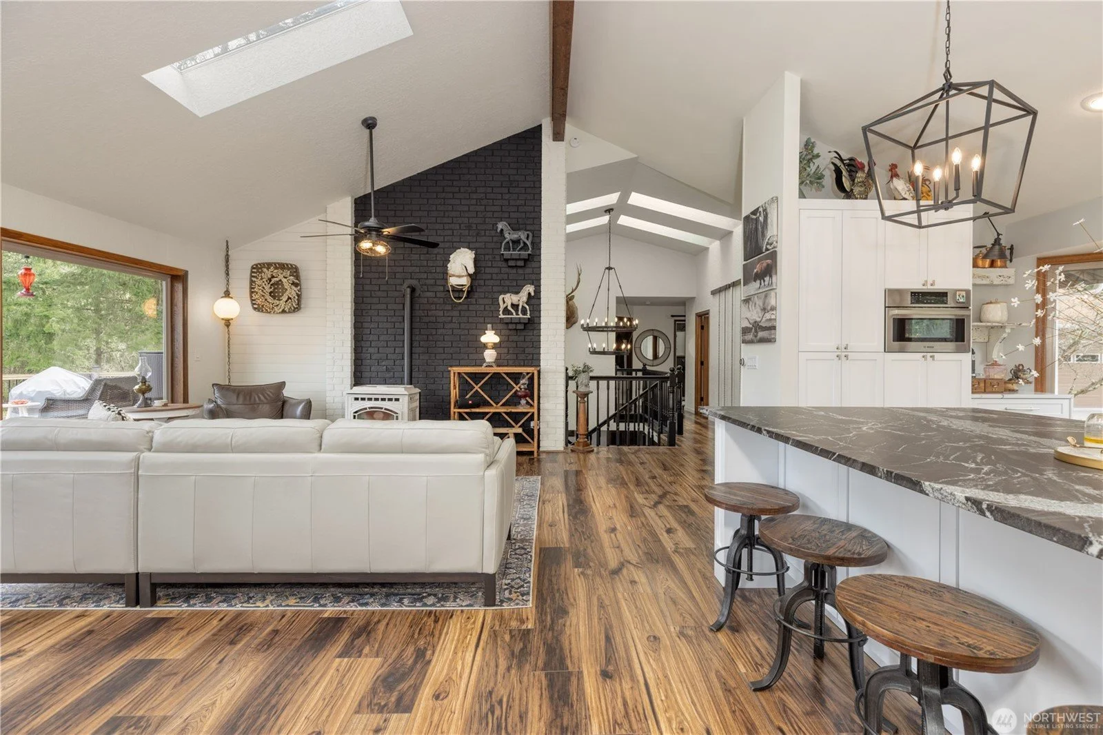 Eatonville, Wa. Luxury Home For Sale