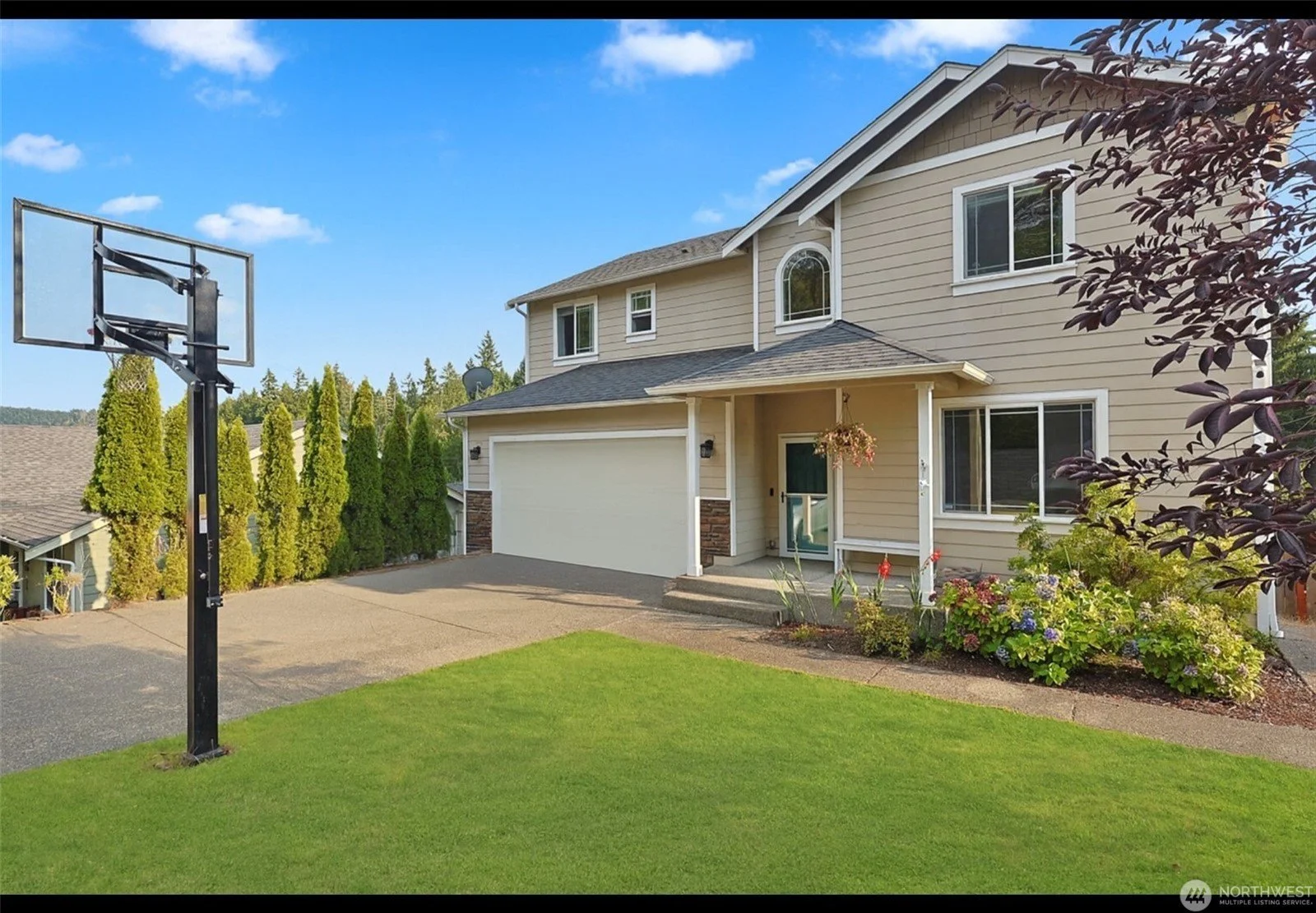 Sold - Eatonville Home With Mt.Rainier View