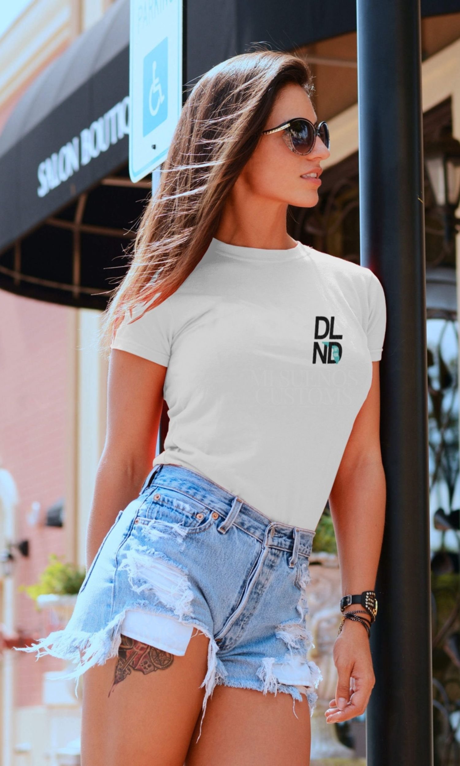 DLND Florida Wave Unisex T-Shirt (Lt Chest)