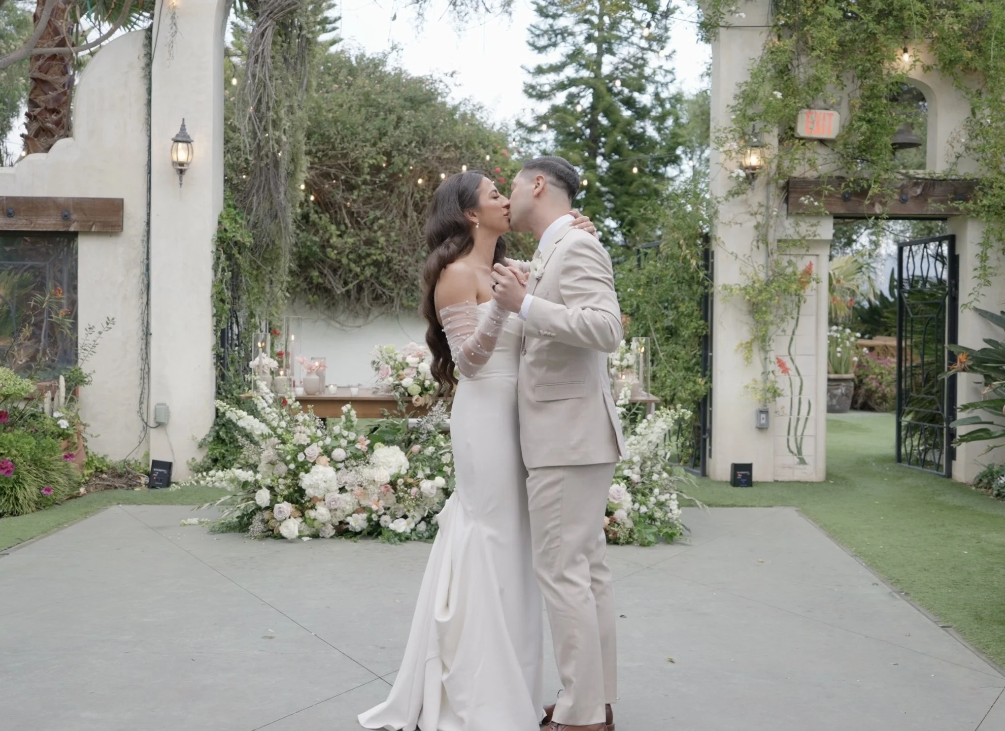 Gabbi & Tyler's first dance at their wedding. Wedding video. JSG Creations