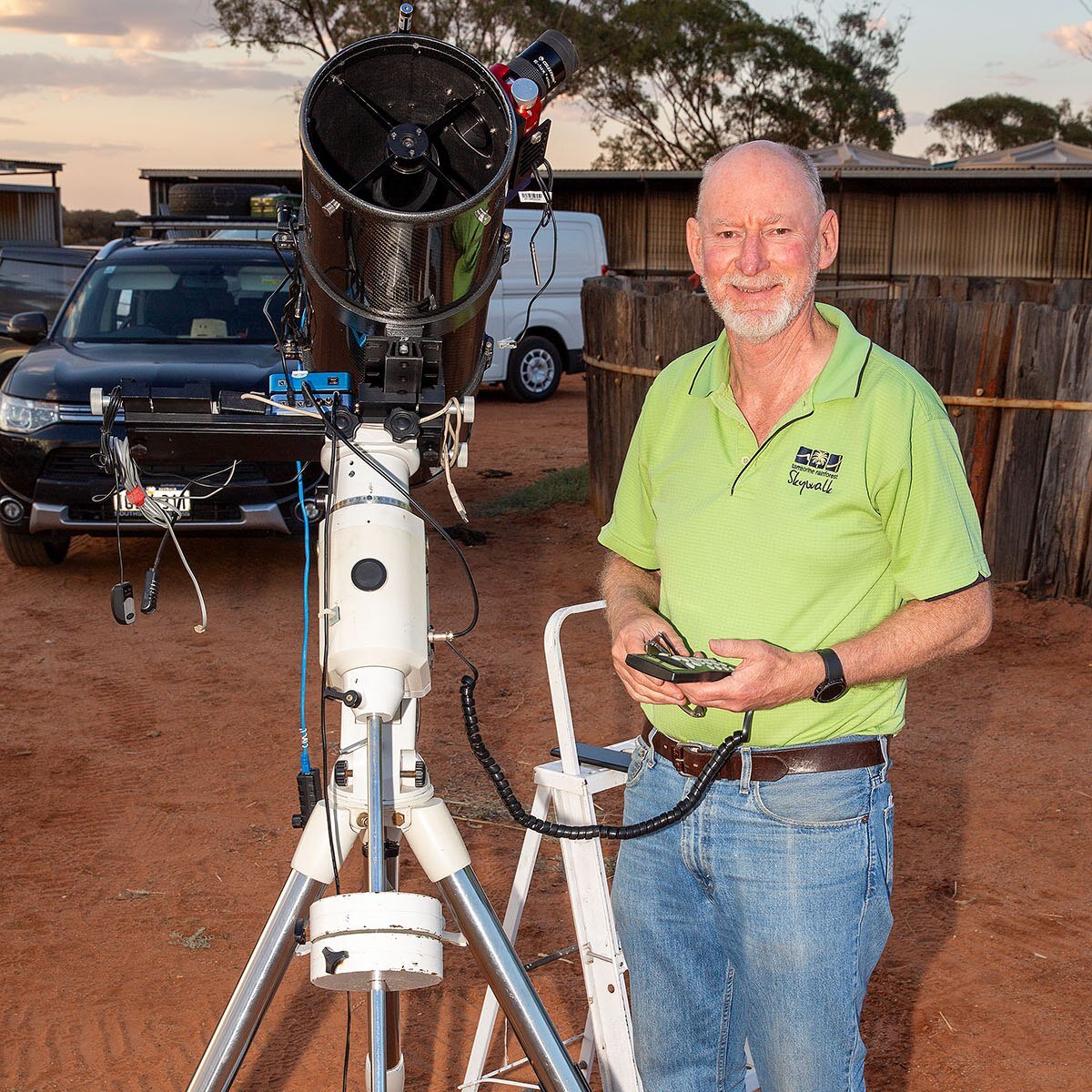 #MurchisonGeoregion and #Astrorocks this year presented the Astronomy options at the #mountmagnetraceclub and it was a real show.  We saw the rings of Saturn, and those who attended haven't stopped talking about the evening.  Thanks to #Startrackseve