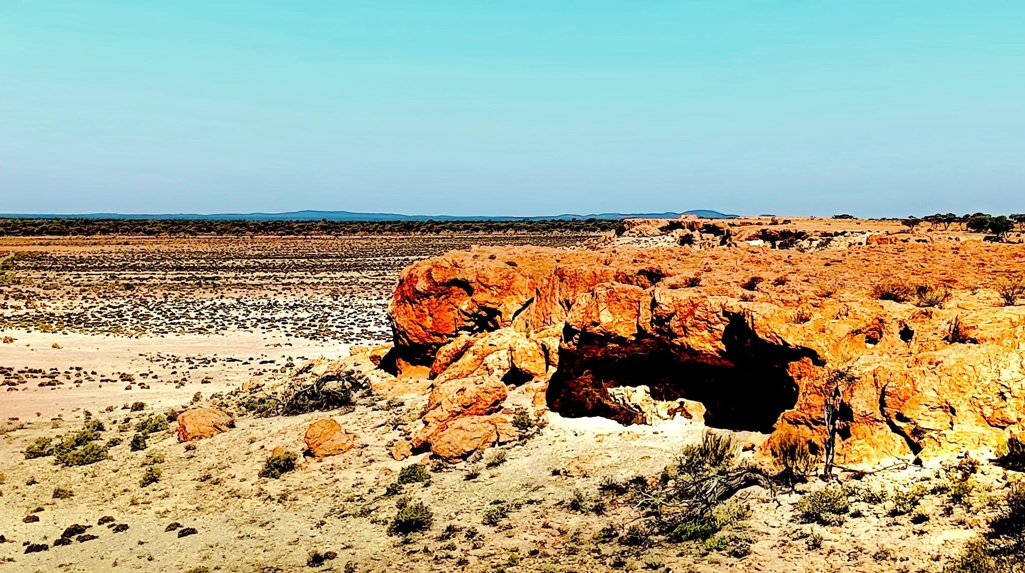 #mountmagnet with it's majestic wide open spaces to explore.

#peaceful #scenery #landscapephotography #exploremore  #outback #murchison #georegion #beautiful #country