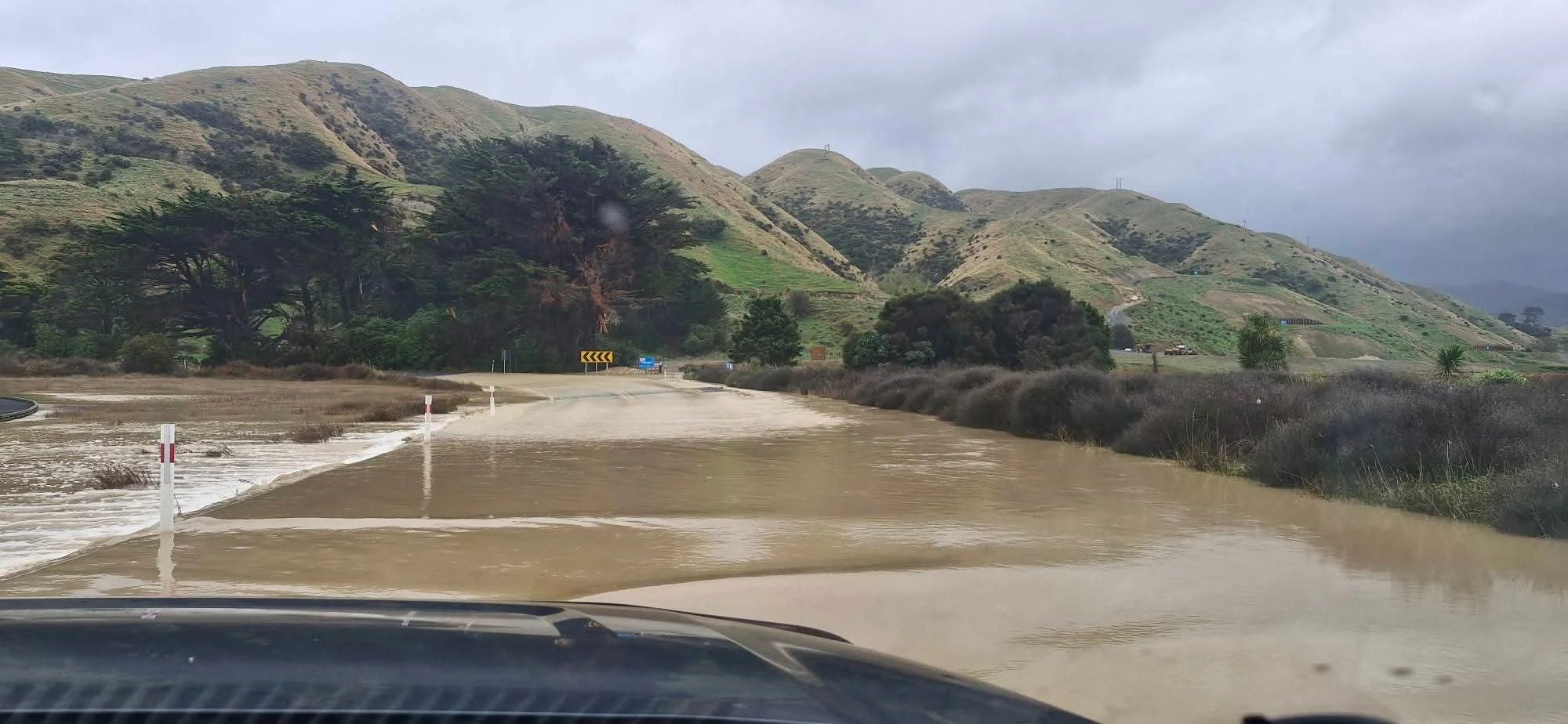 Grays Rd is well and truly closed