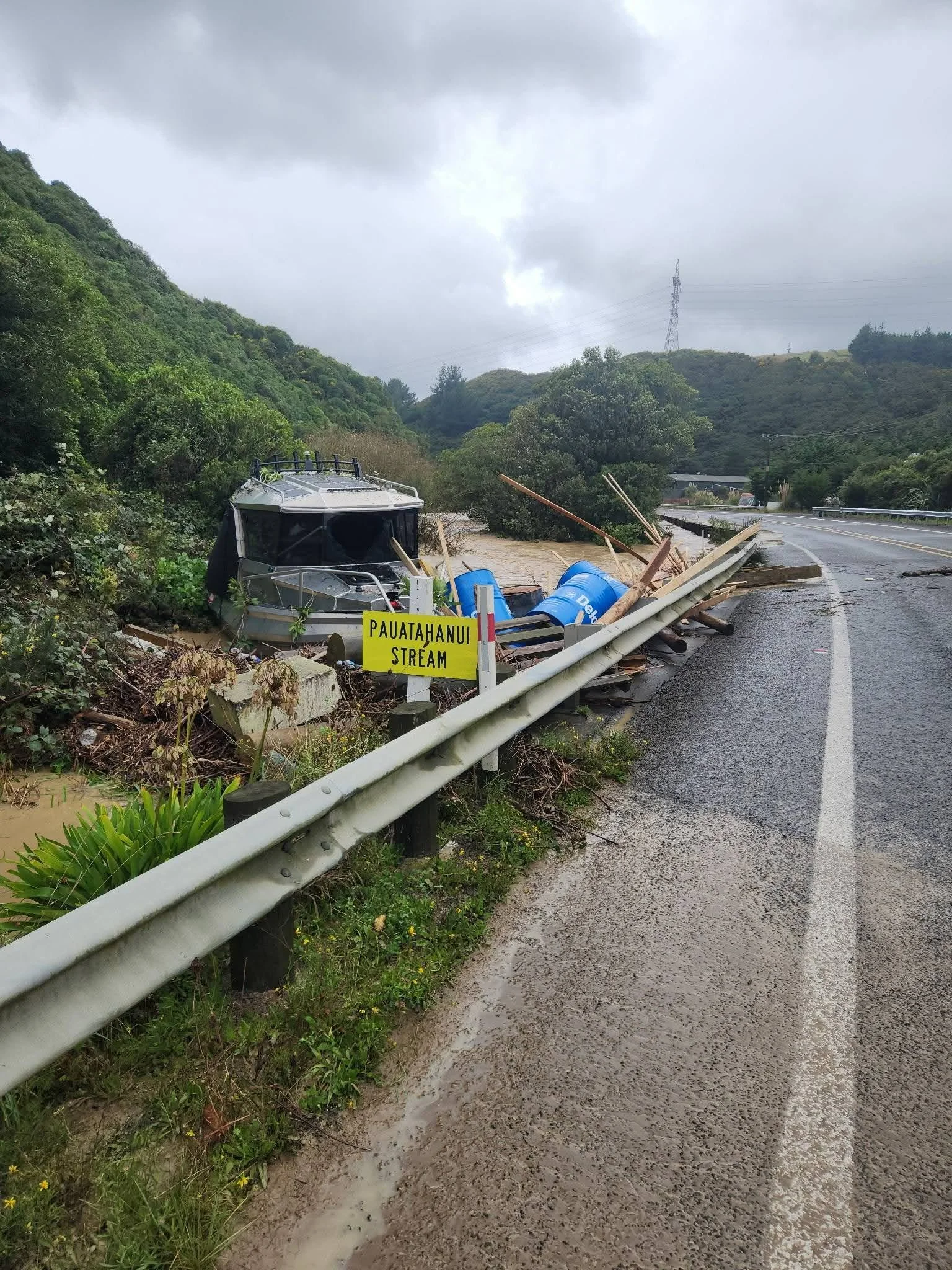 Someone's lost their boat on SH58!