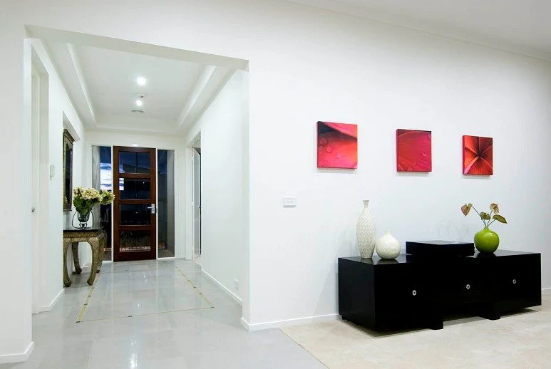 17 Display Home Entry.jpg