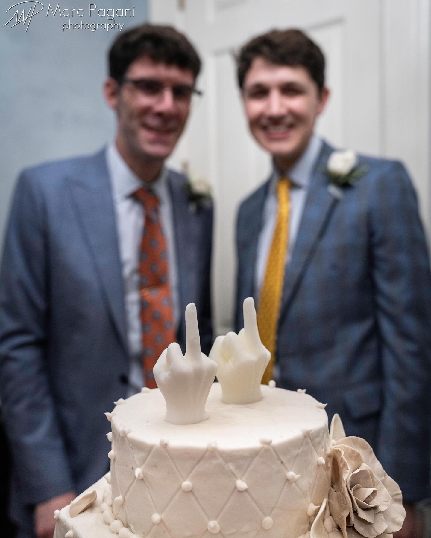 Best cake topper EVER at Wil and Keith&rsquo;s New Orleans wedding this past Saturday. Had a blast shooting their big event. #caketopper #weddingcake #flippingthebird #givingthefinger #theknot #weddingwire #stylemepretty #neworleanswedding #samesexwe