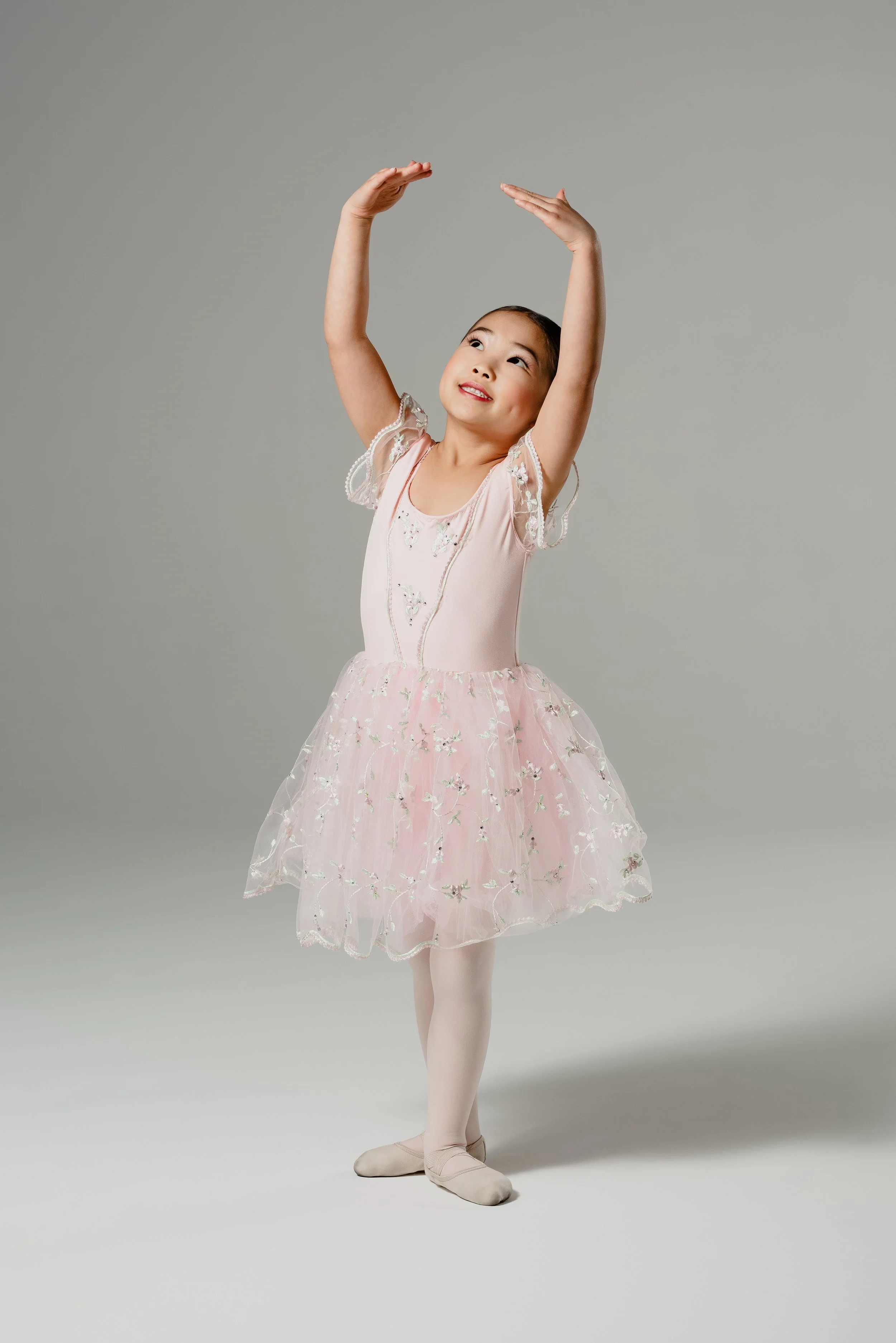 Landing Littles    Ages 2.5- 5 