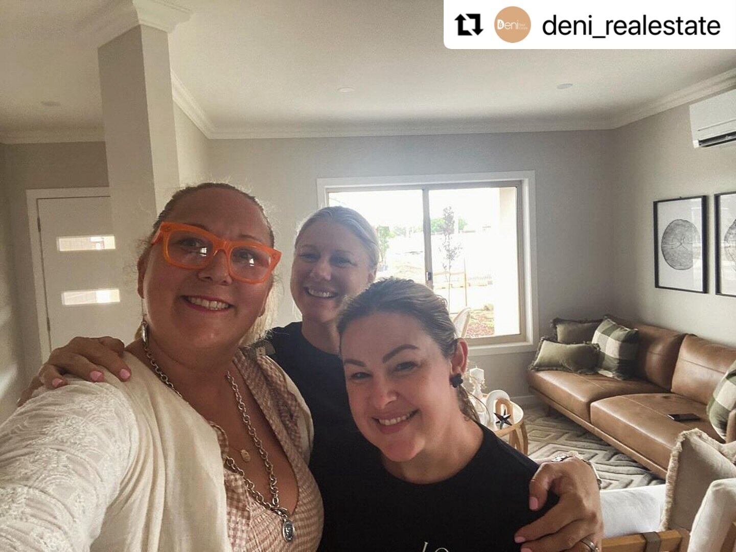 #Repost @deni_realestate what a pleasure it was to work with you! 🤍🙏🏻
・・・
@loftdesign.albury #thankyou Dearne &amp; Michelle and the team at loft styling the #edwardrivervillage . I&rsquo;m excited to post the finished look of the villas they are 