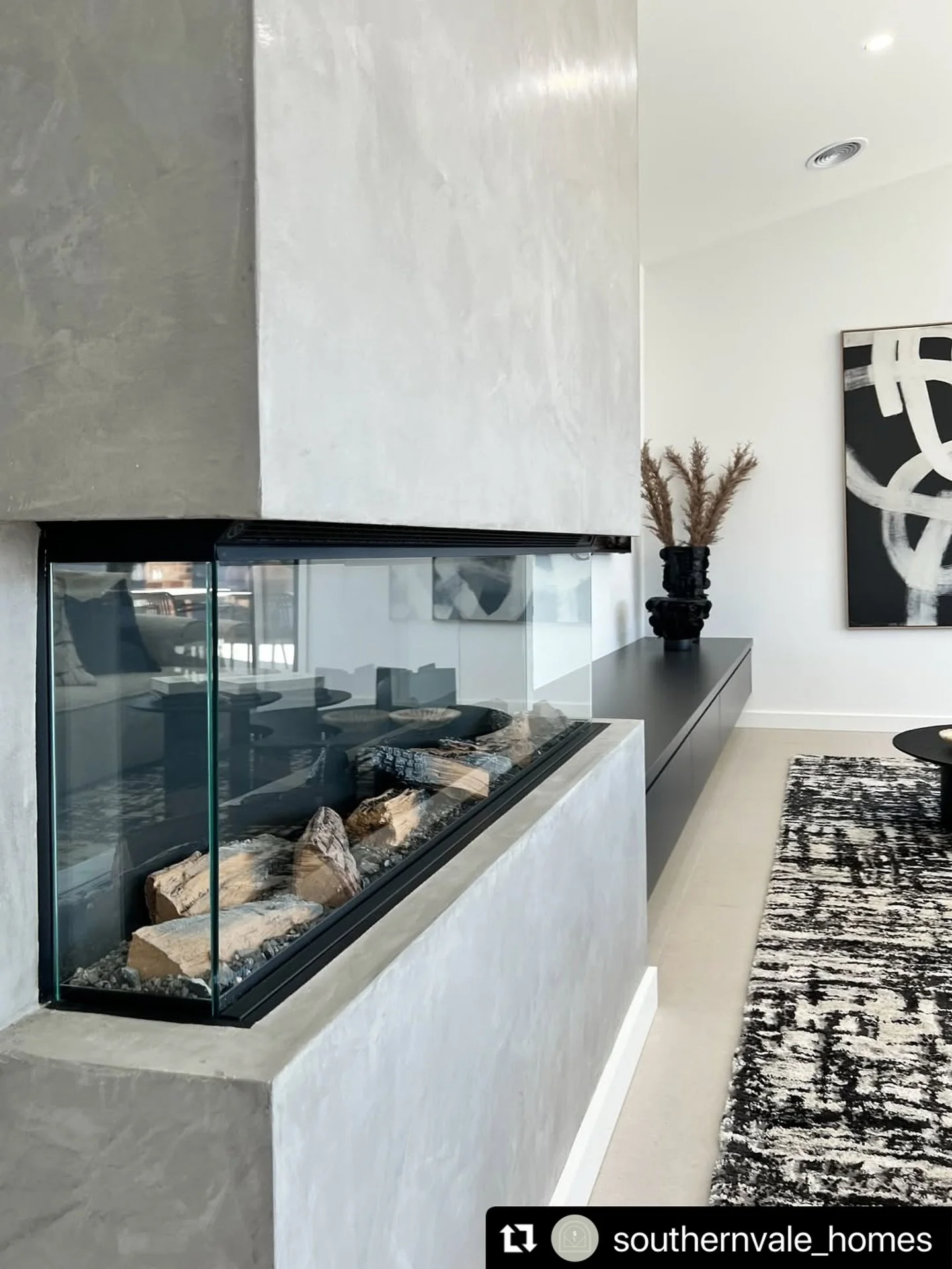#Repost @southernvale_homes 
・・・
Moody. Elegant. Classic. Welcome to the Solace 🕯️🌑
On display:
34 Jennings Blvd, Leneva
12pm-5pm daily 
#SouthernValeHomes #TheSolace #displayhome