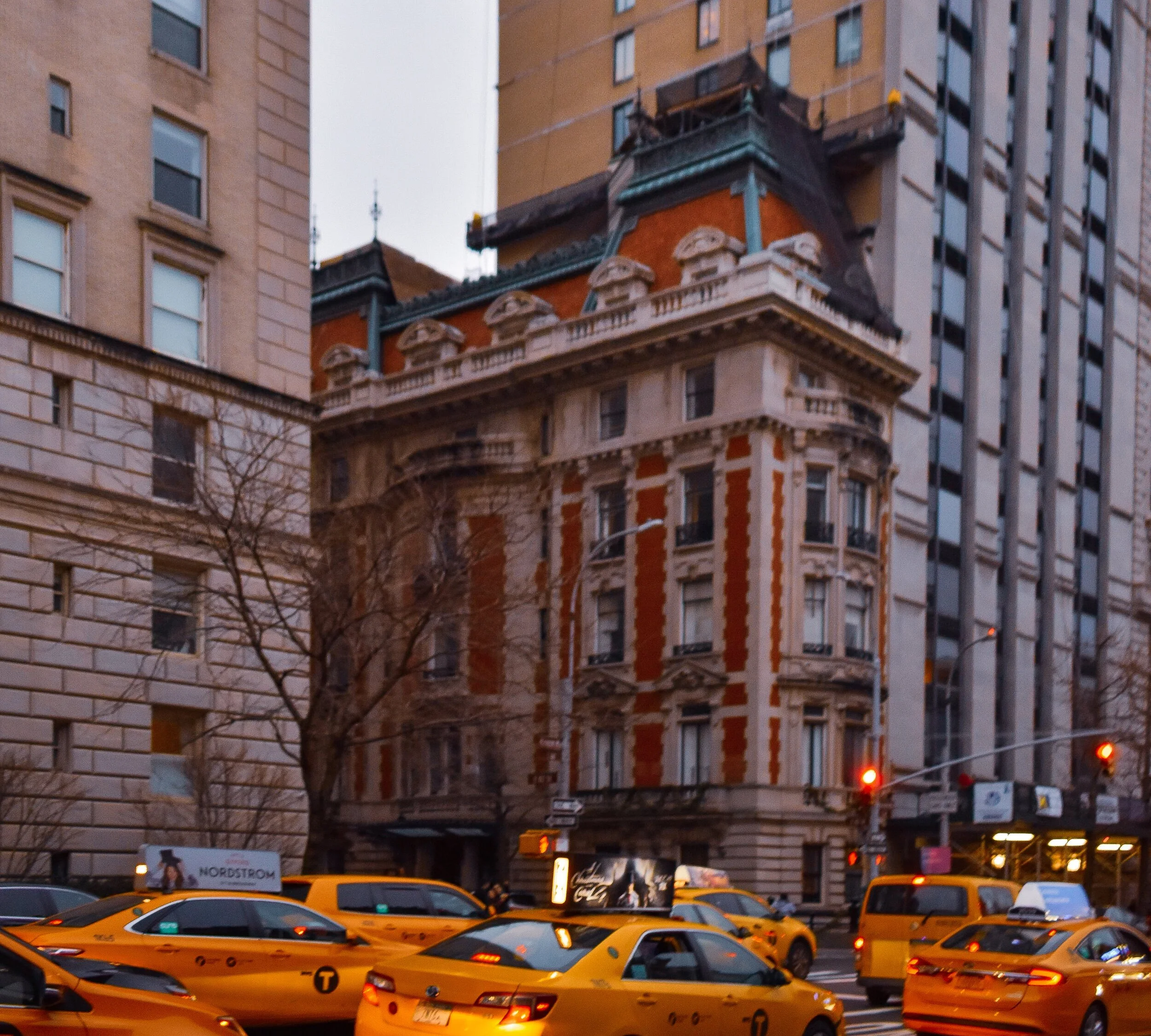 WebPhoto_OutOfPlace_NewYork_Watermarked.jpg
