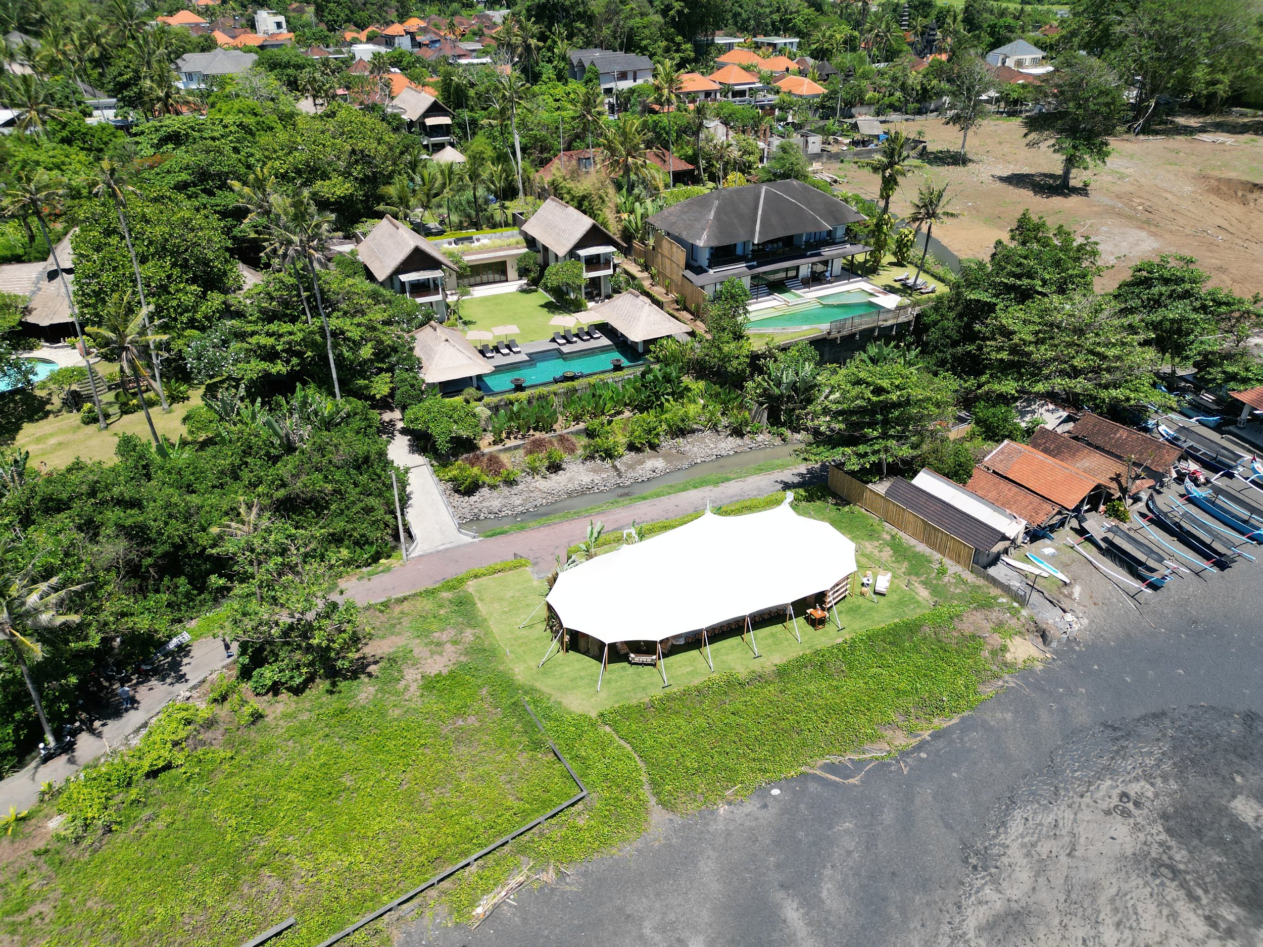 Overview of Seseh Beach Villas, Image from A Tent in Bali