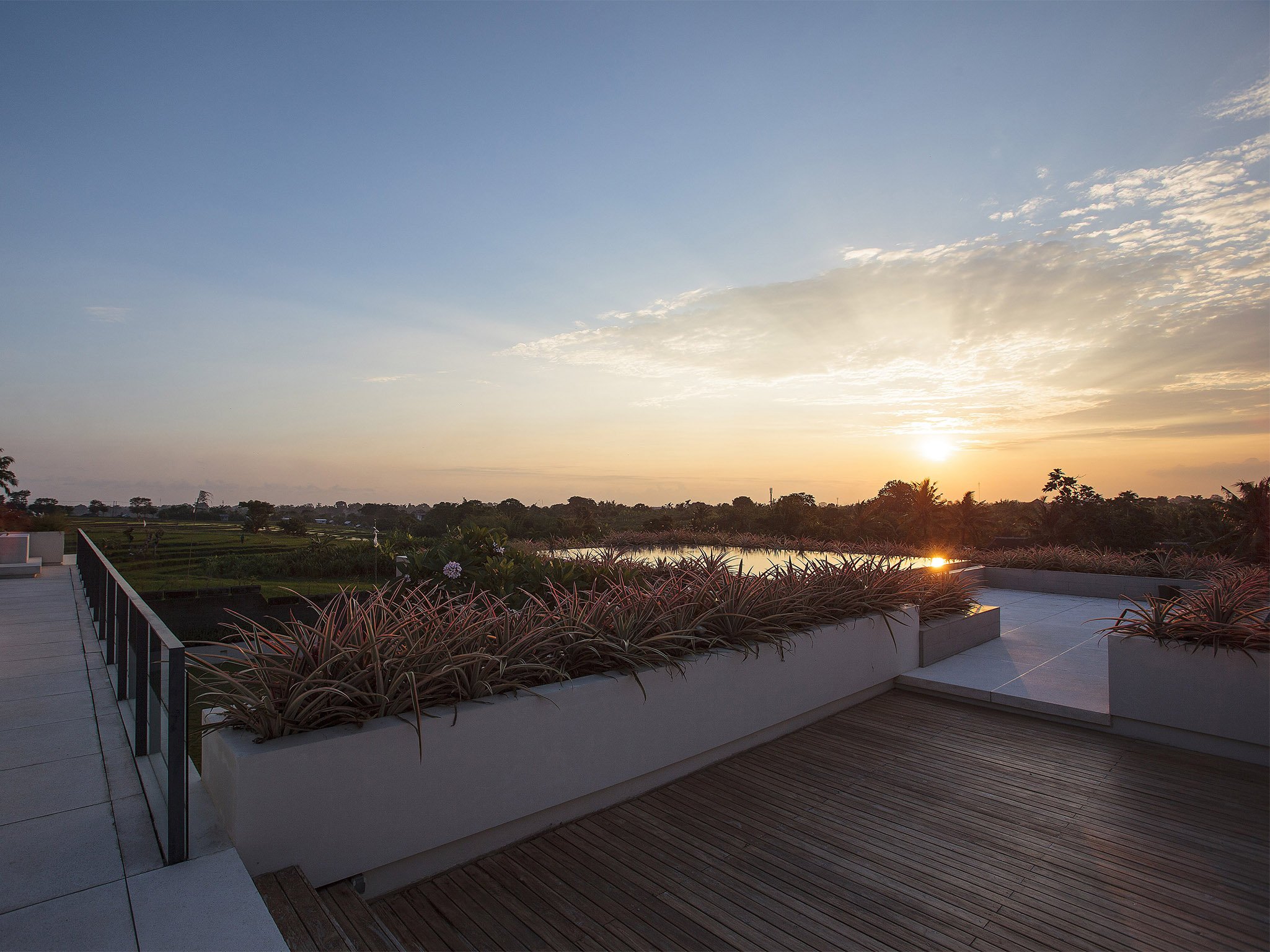Panoramic Views and Tranquil Setting, Image from The Iman Villa website