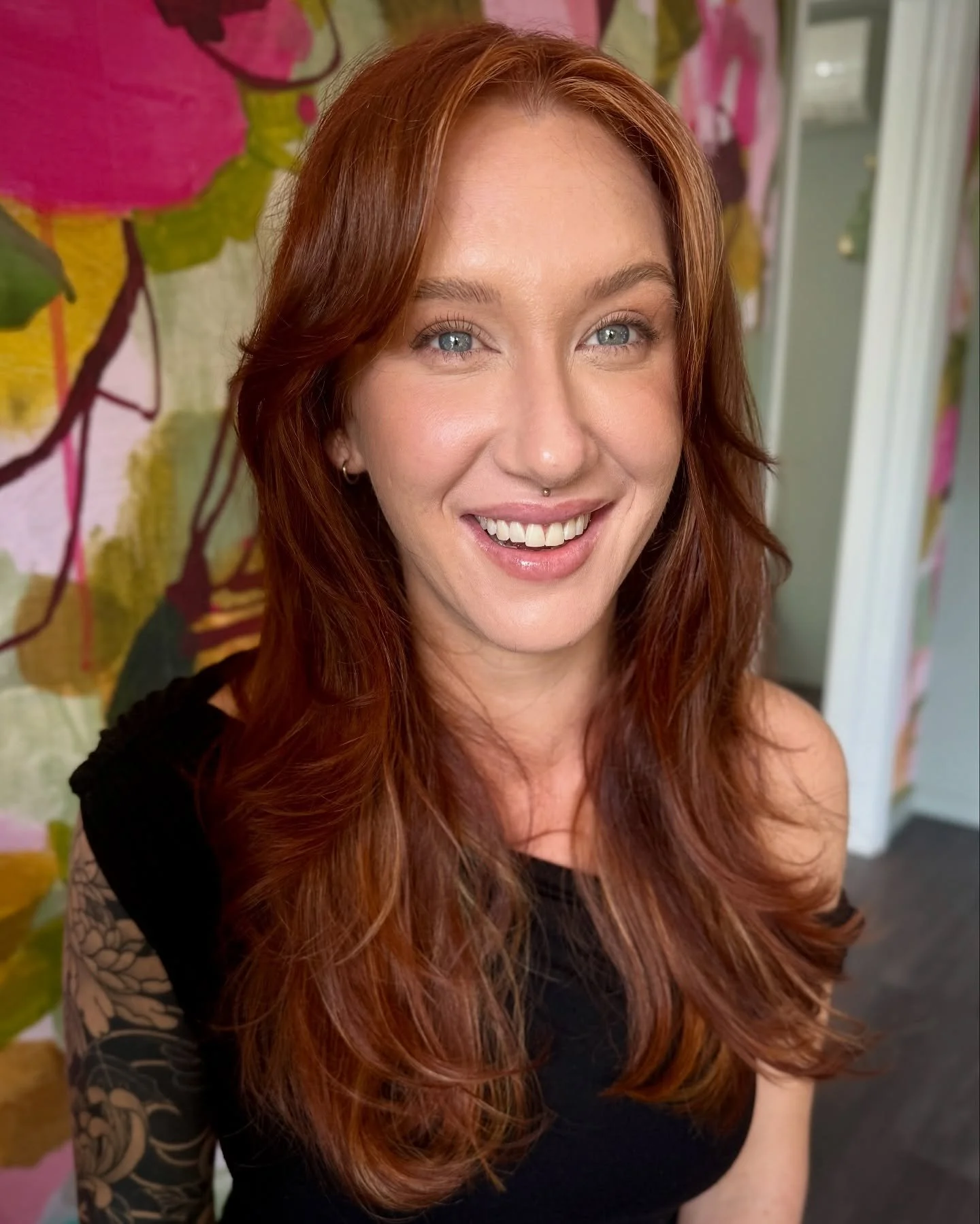 If you ask me for “natural” makeup, this is what you can expect: minimal foundation for skin that looks like skin, groomed brows with only a few little hair strokes drawn in where needed, no lashes (maybe a couple of individuals to fill i