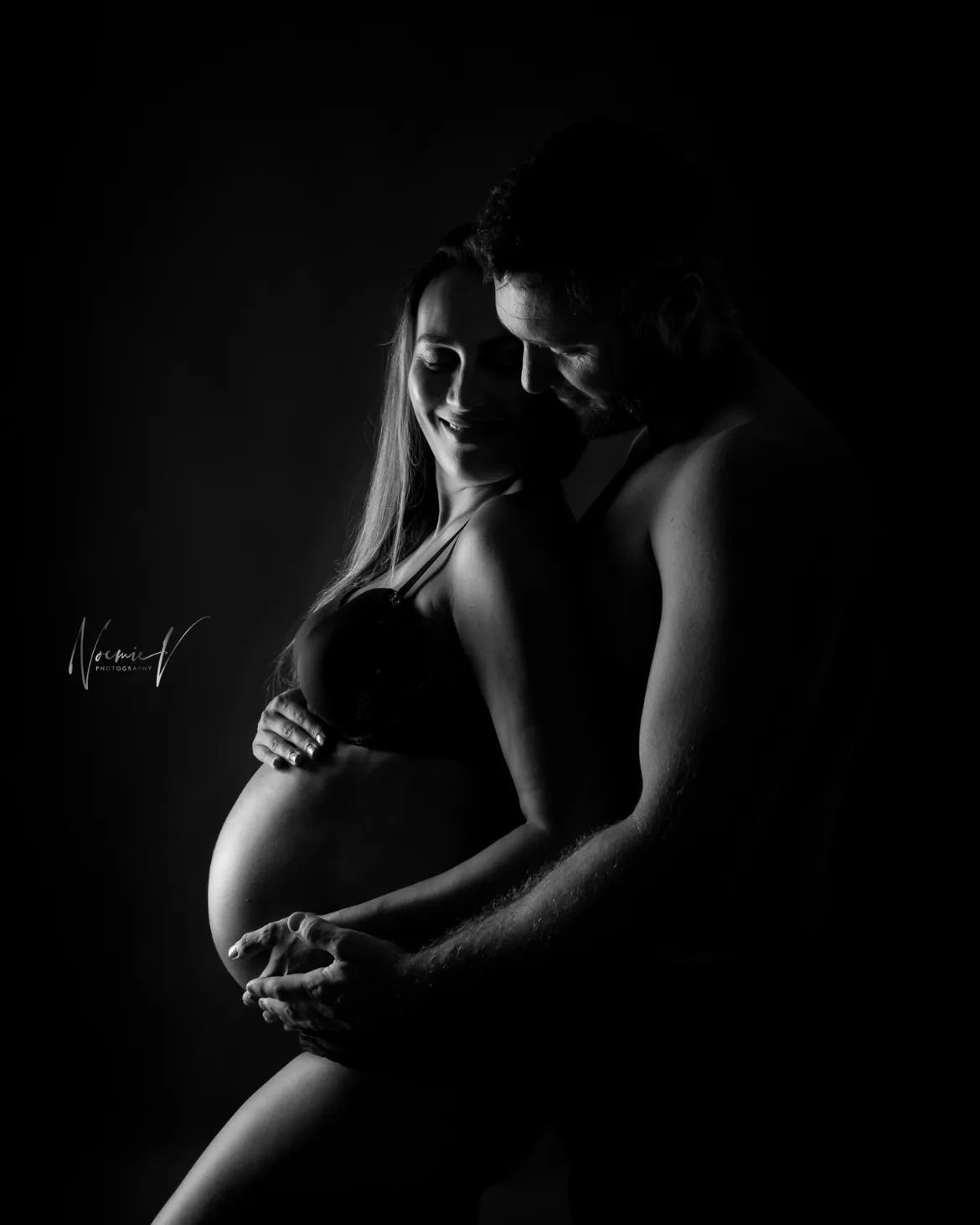 Another MAGICAL session the other day with these 2 💞 Little sneak peek.. thank you again for your trust guys, I loved working with you! x
.
#maternityphotos #maternitysydney #sydneyphotographer #rydemums #pregnancyfashion #mumtobe2024