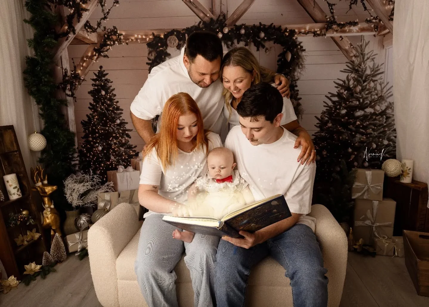 Some Christmas magic and love!! Makes me so happy to edit all your galleries 💕💕🎄